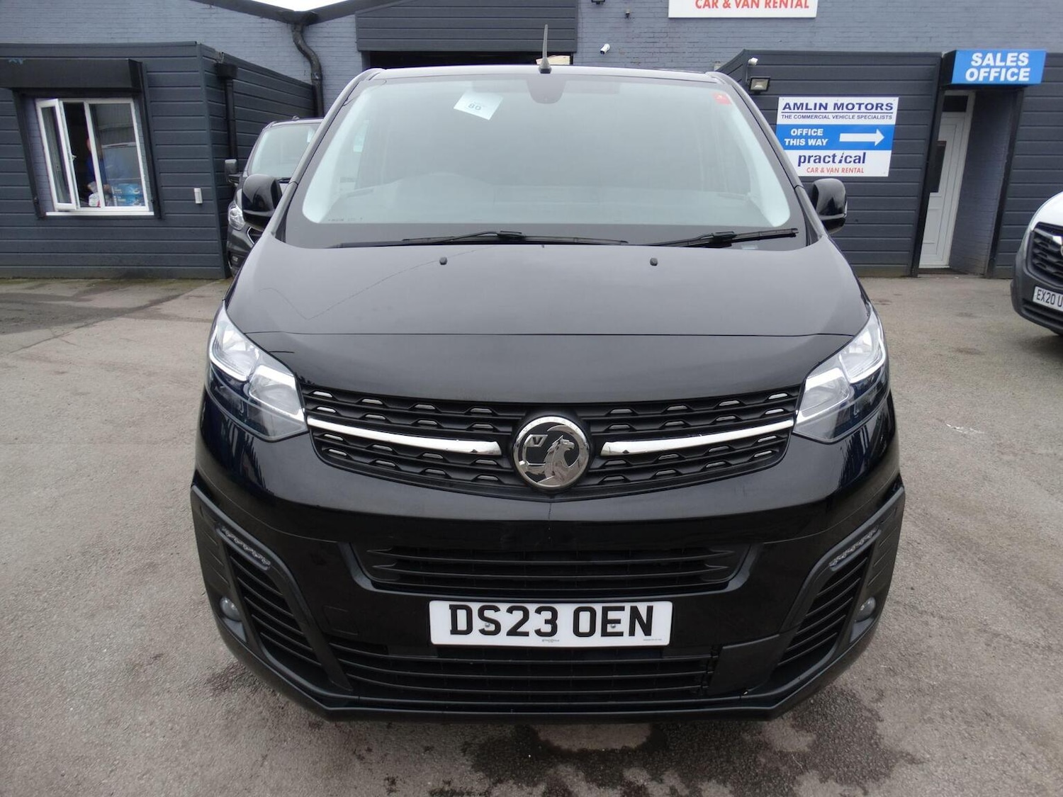 Used Vauxhall Vivaro 2023 for sale - 77595486: Photo 2