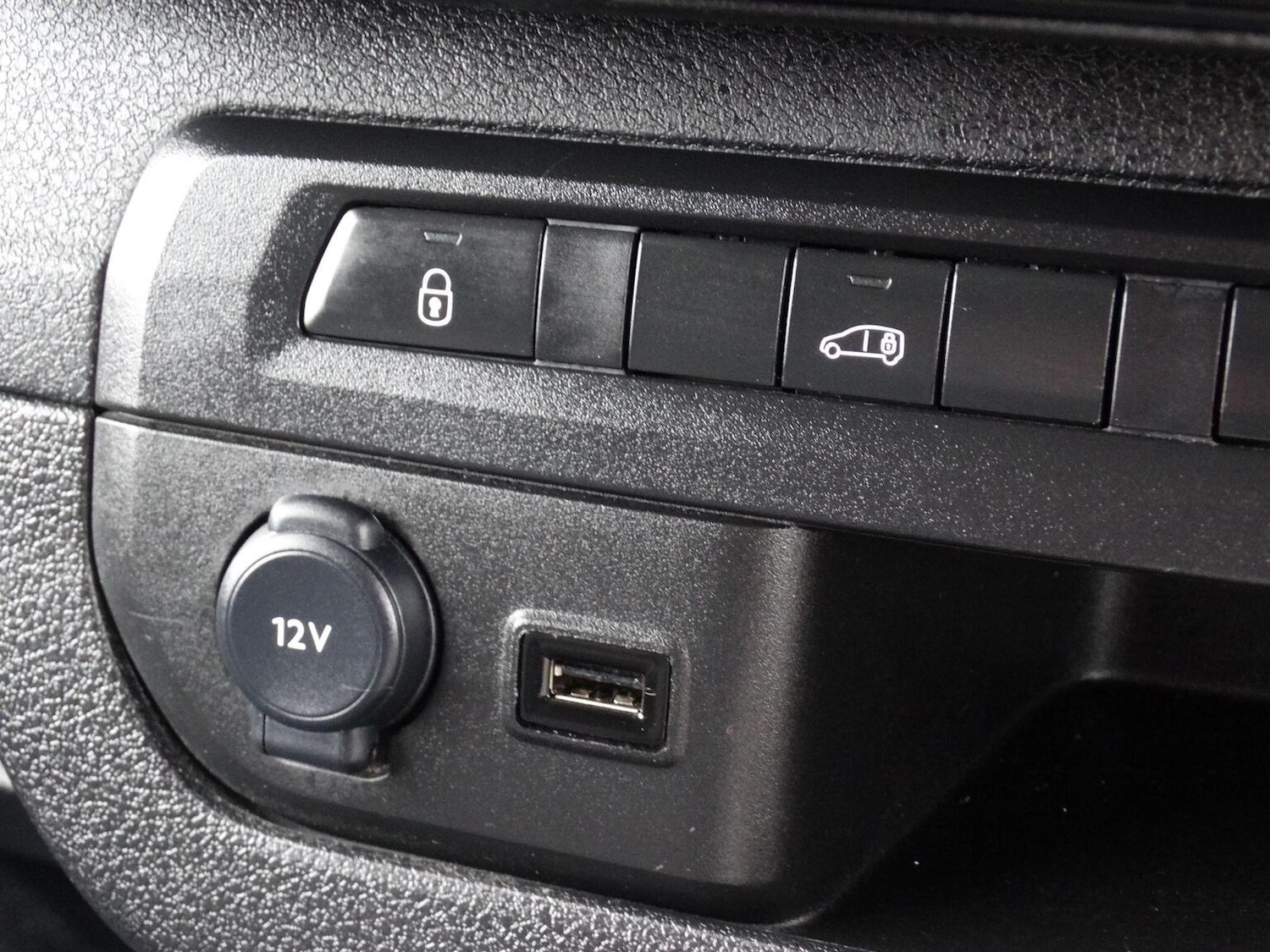 Used Vauxhall Vivaro 2023 for sale - 77595486: Photo 30