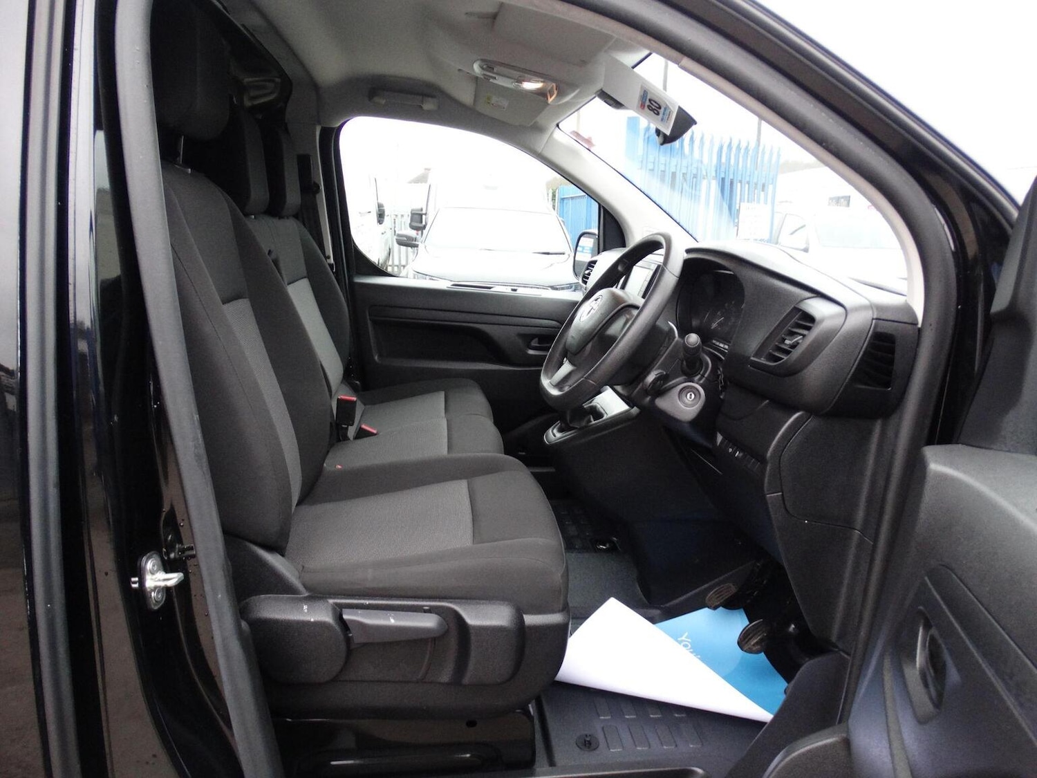 Used Vauxhall Vivaro 2023 for sale - 77595486: Photo 9