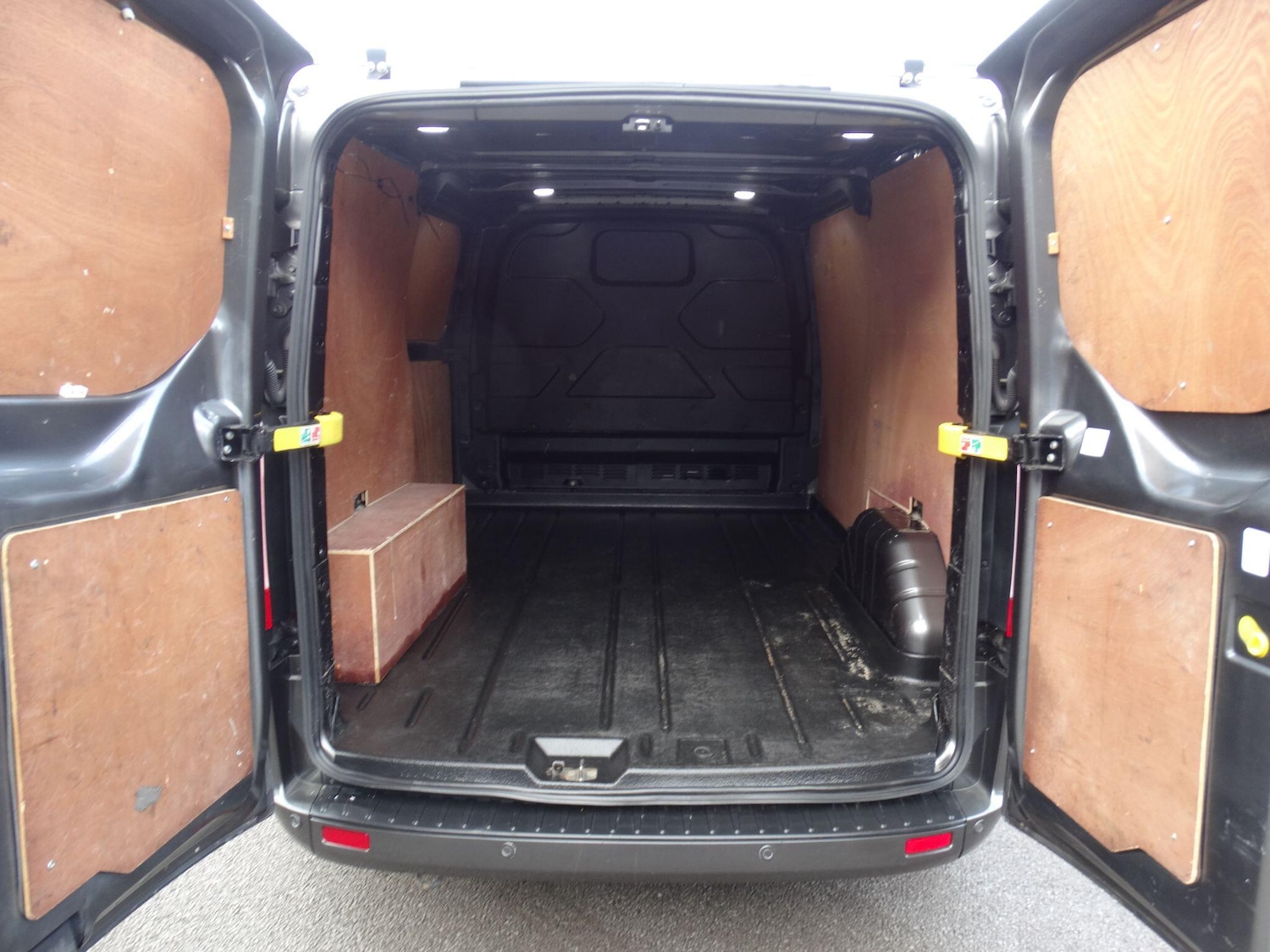 Used Ford Transit Custom 2020 for sale - 76398310: Photo 12