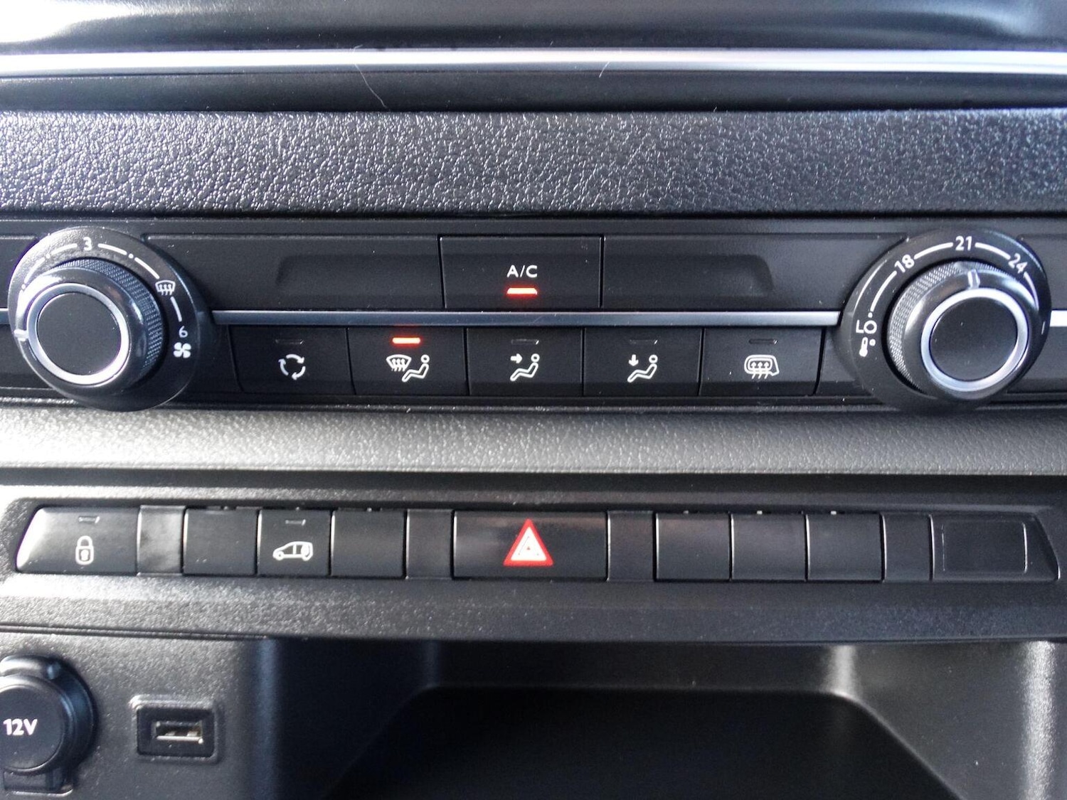 Used Vauxhall Vivaro 2022 for sale - 76741292: Photo 23