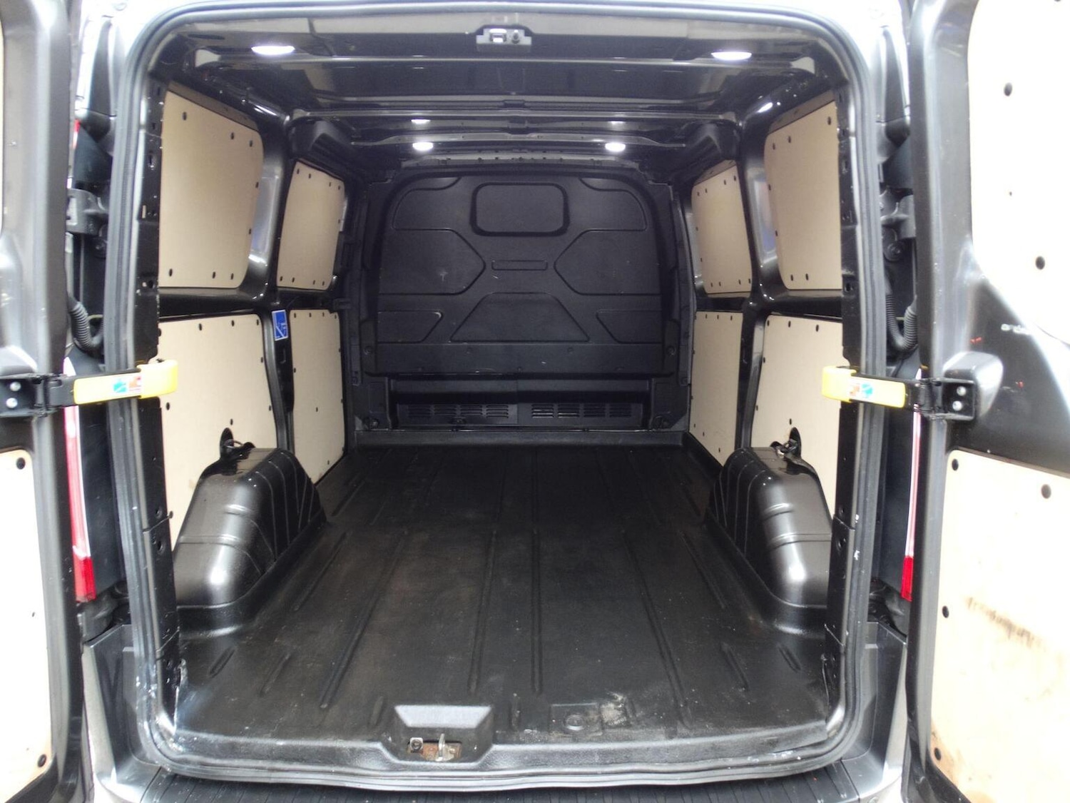 Used Ford Transit Custom 2020 for sale - 78098284: Photo 12