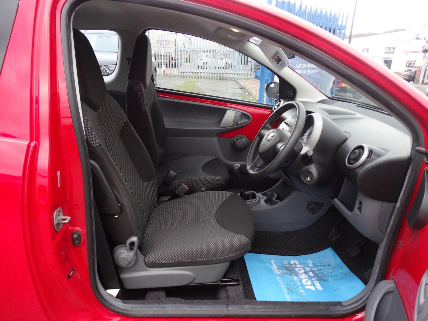 Used Toyota AYGO 2010 for sale - 77370572: Photo 10