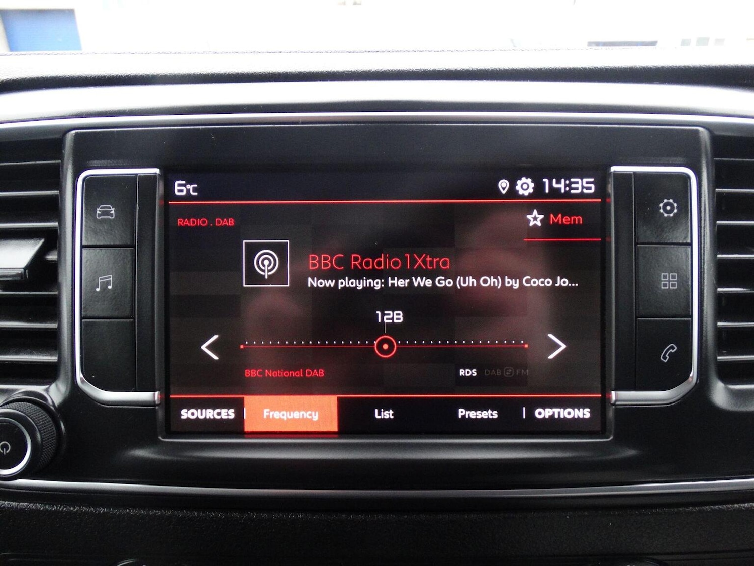 Used Citroen Dispatch 2022 for sale - 76712867: Photo 19