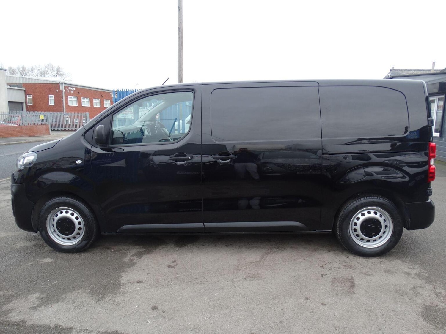 Used Citroen Dispatch 2022 for sale - 76712867: Photo 5