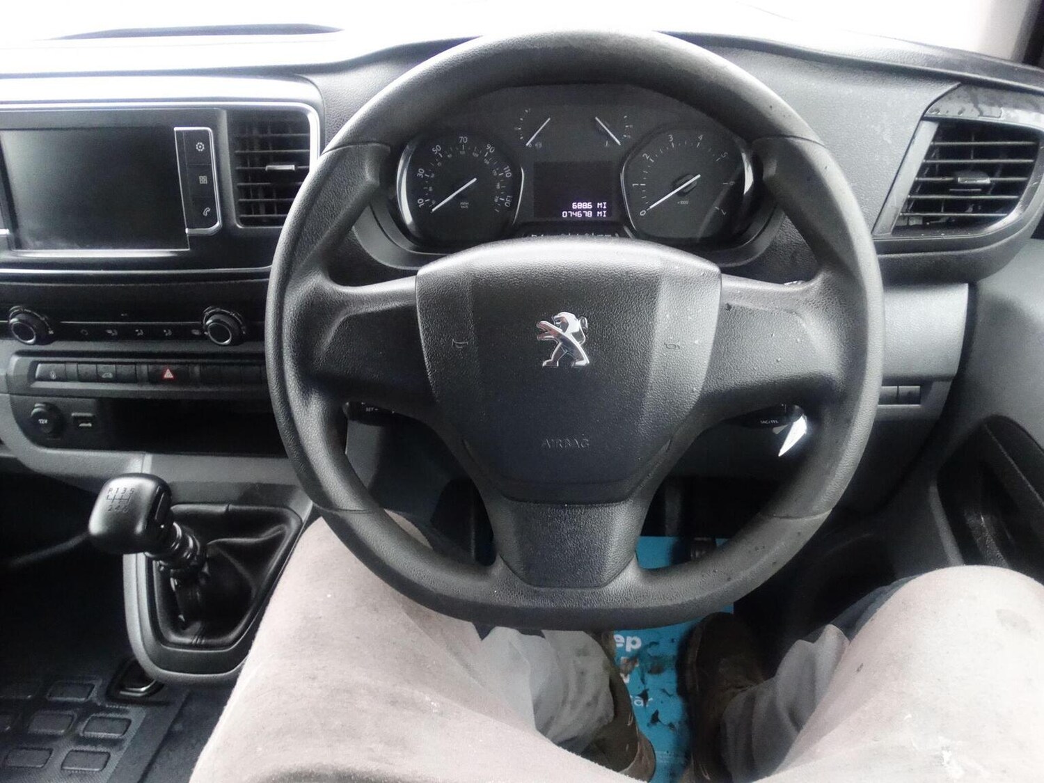 Used Peugeot Expert 2019 for sale - 77336232: Photo 15