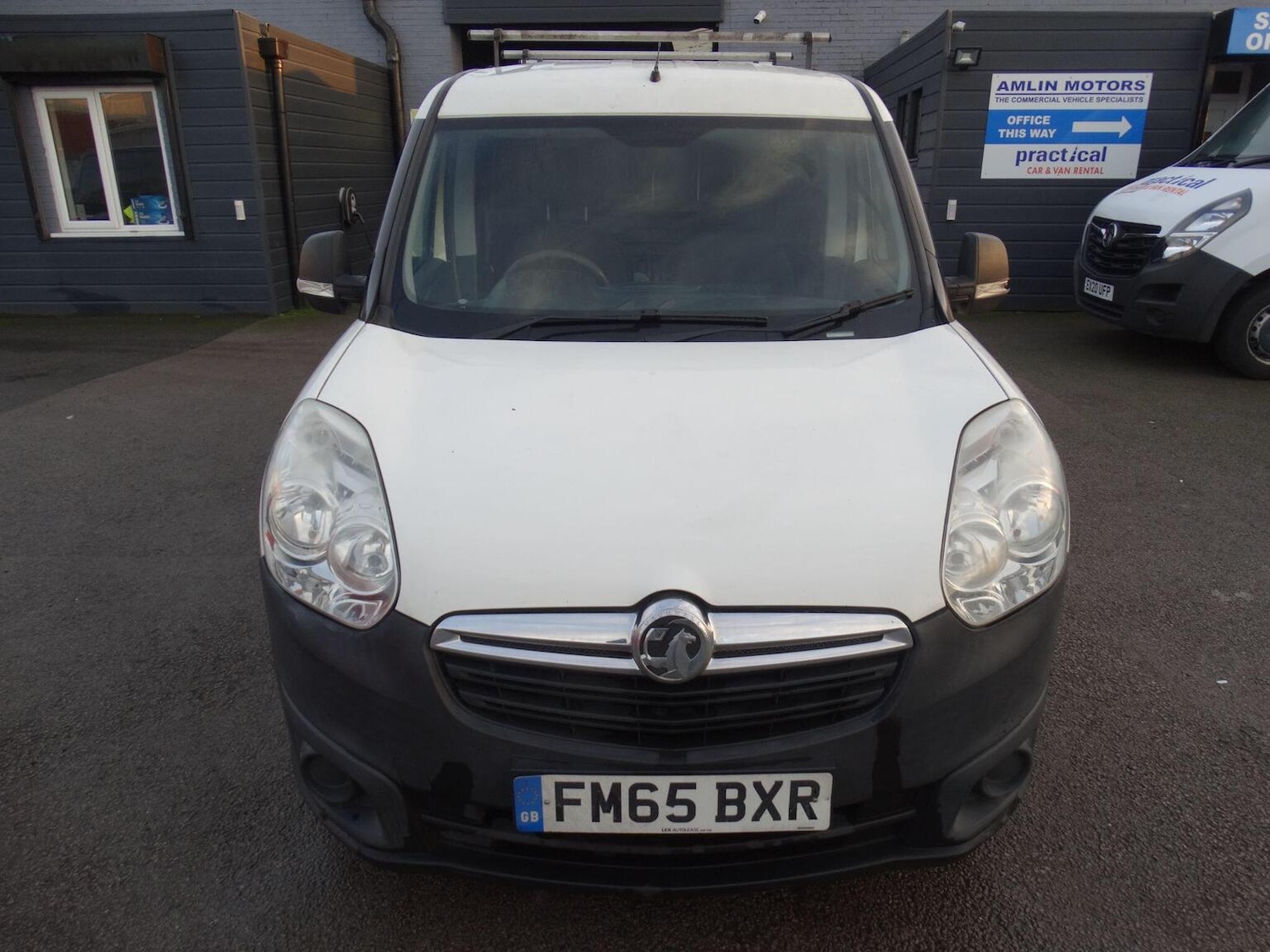 Used Vauxhall Combo 2016 for sale - 76963265: Photo 2