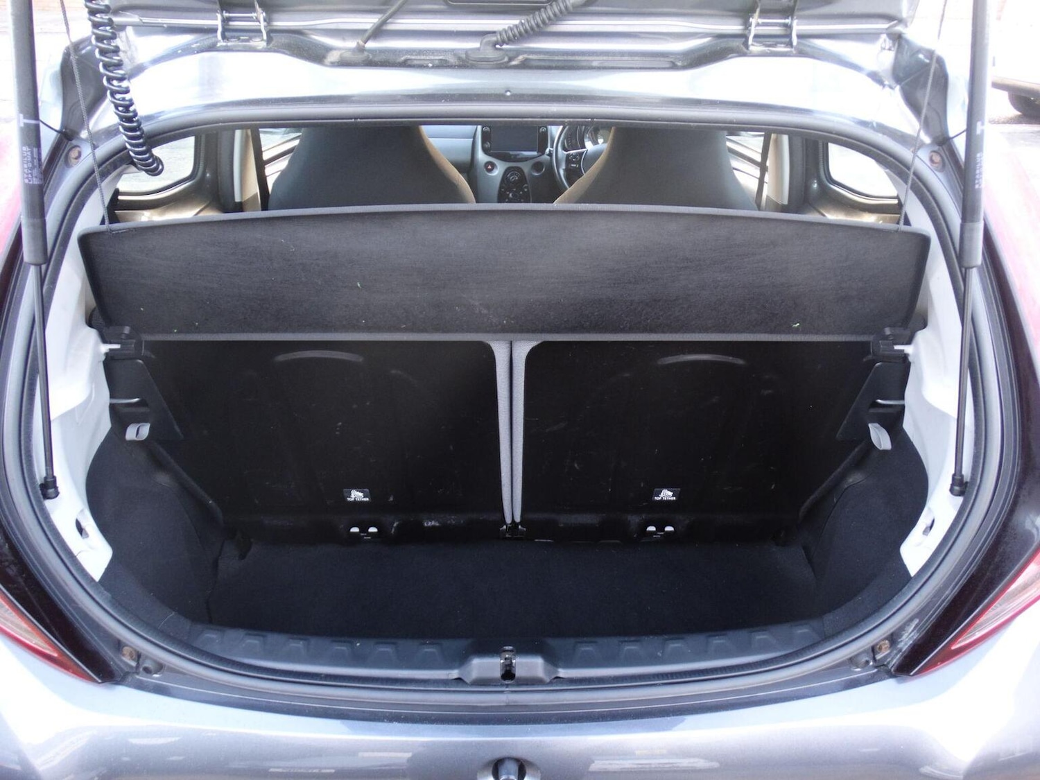 Used Toyota AYGO 2021 for sale - 76712812: Photo 9