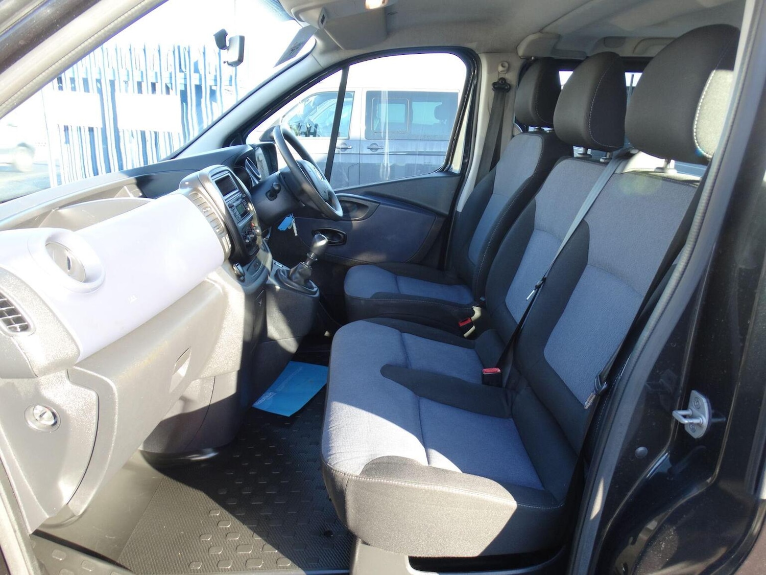 Used Vauxhall Vivaro 2017 for sale - 76656121: Photo 10