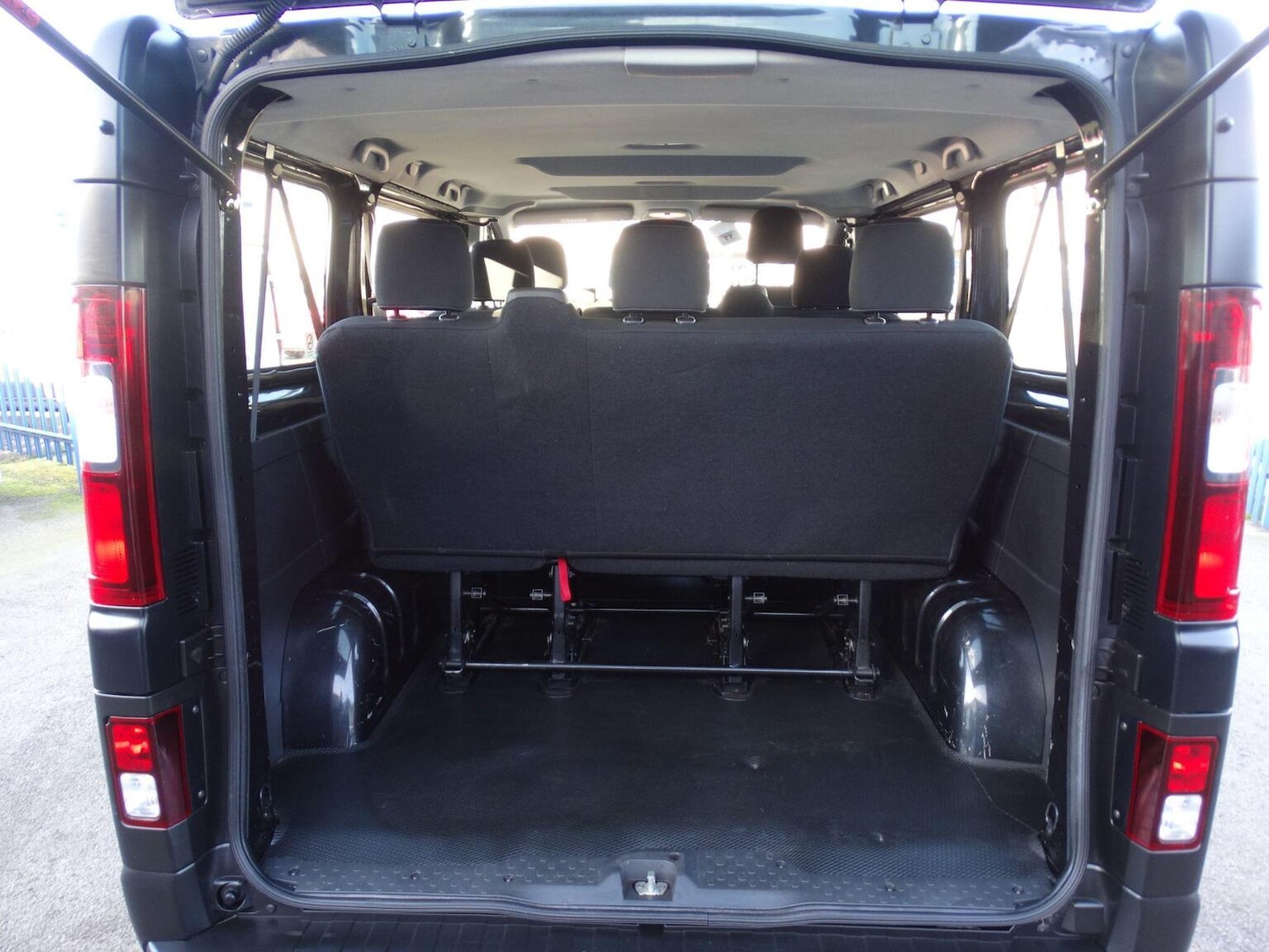 Used Vauxhall Vivaro 2017 for sale - 76656121: Photo 15