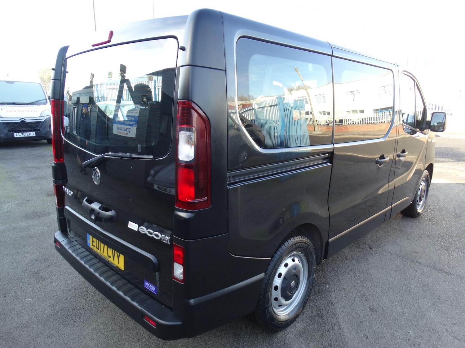Used Vauxhall Vivaro 2017 for sale - 76656121: Photo 6