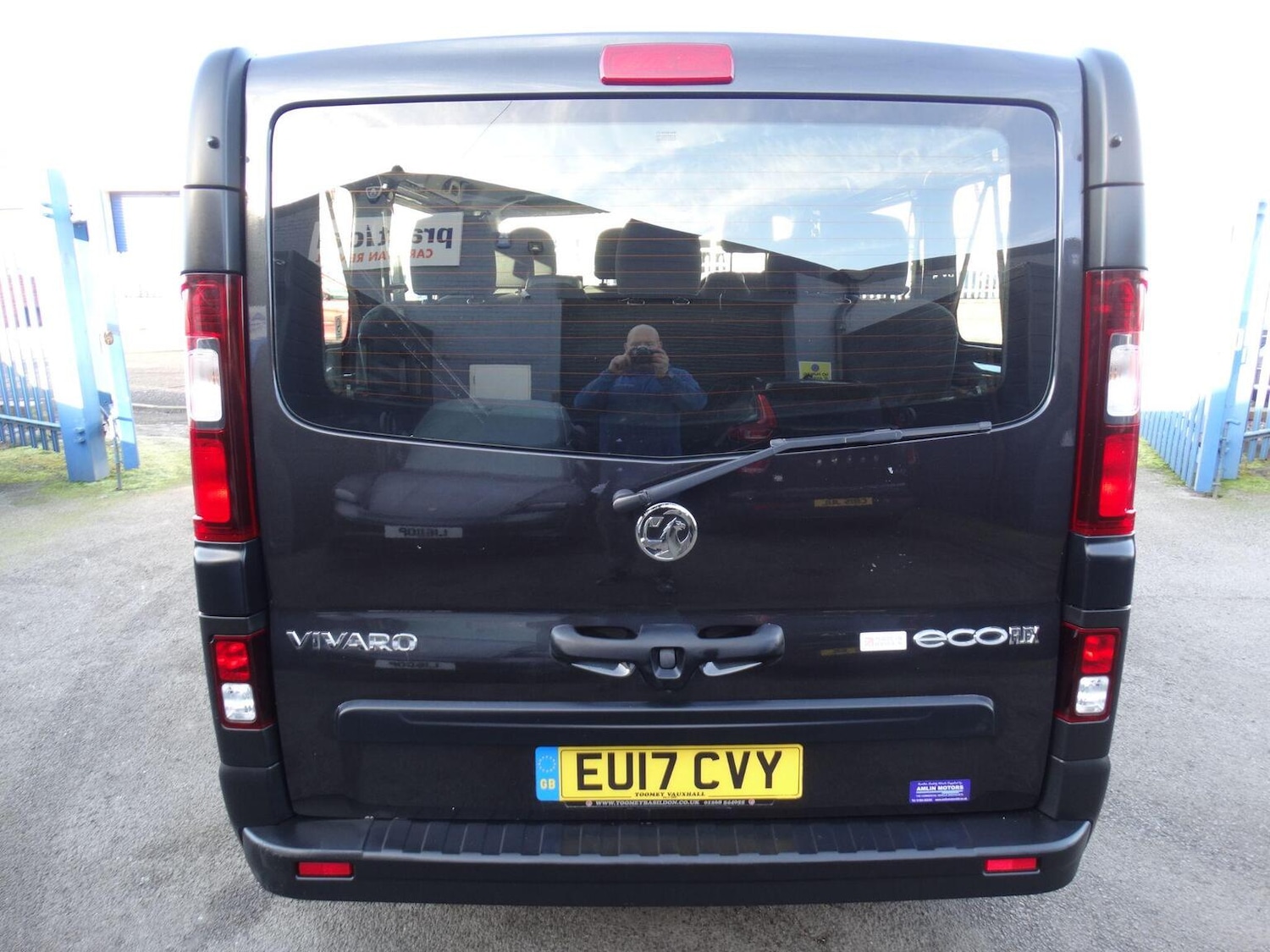 Used Vauxhall Vivaro 2017 for sale - 76656121: Photo 7