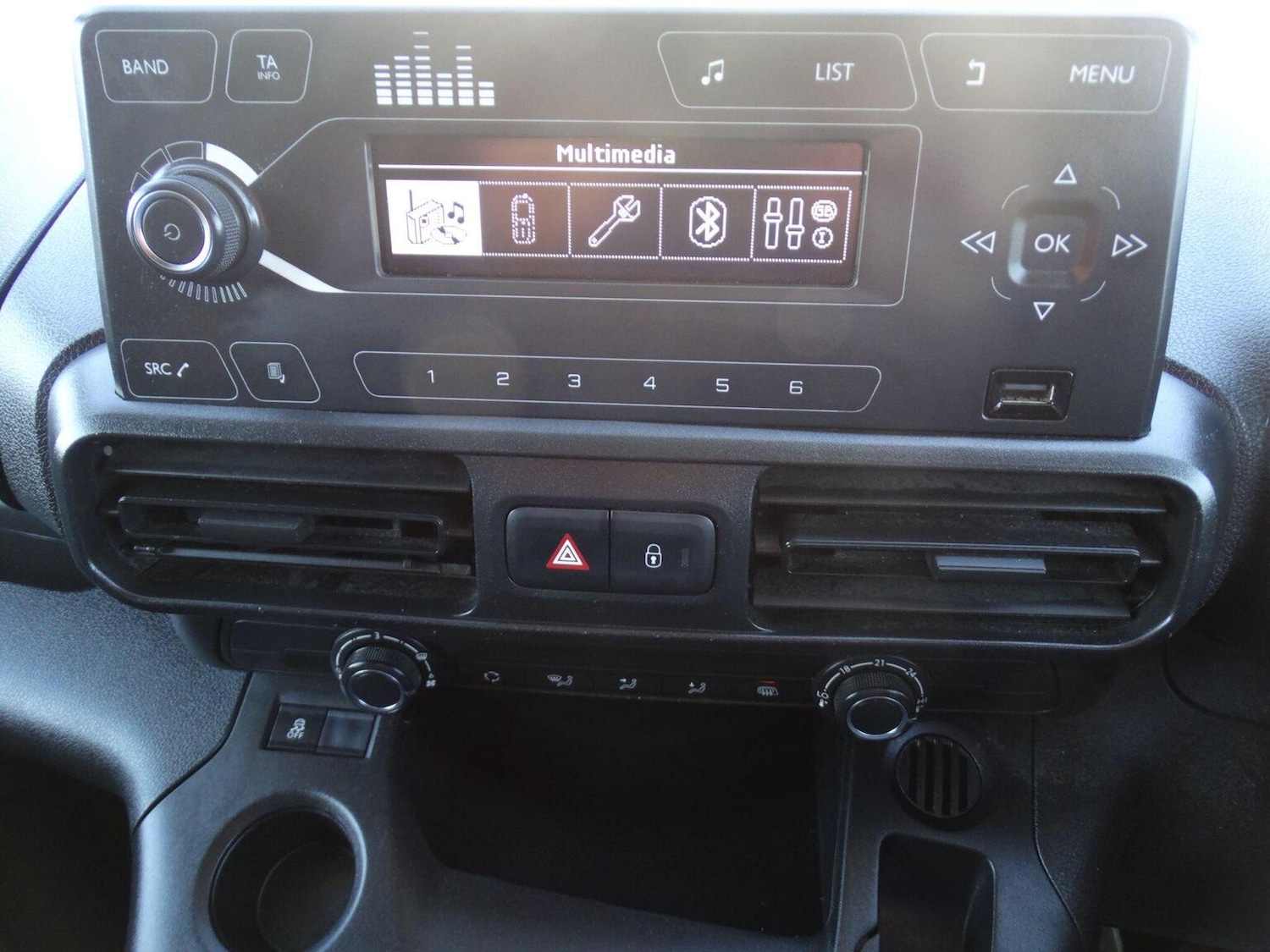 Used Vauxhall Combo 2019 for sale - 76649627: Photo 18