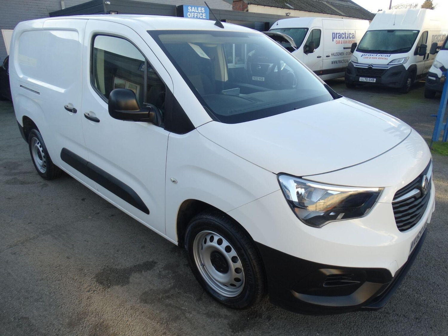 Used Vauxhall Combo 2019 for sale - 76649627: Photo 3