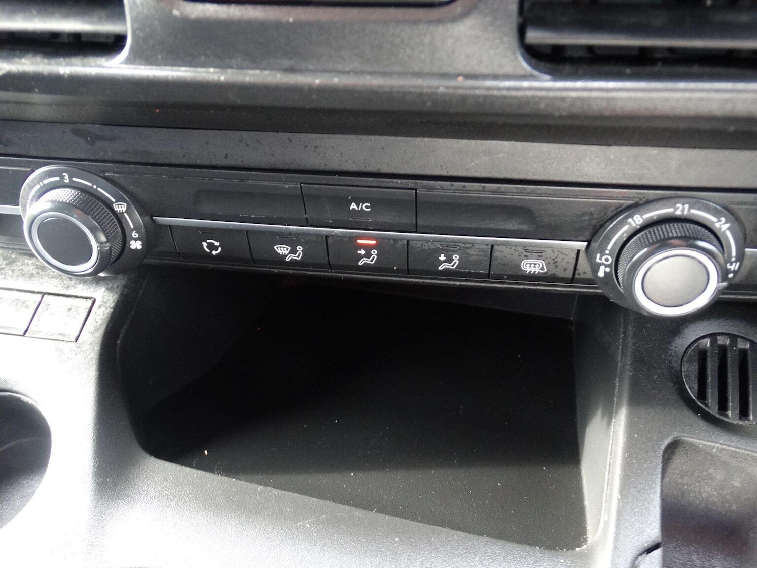 Used Citroen Berlingo 2024 for sale - 76649629: Photo 20