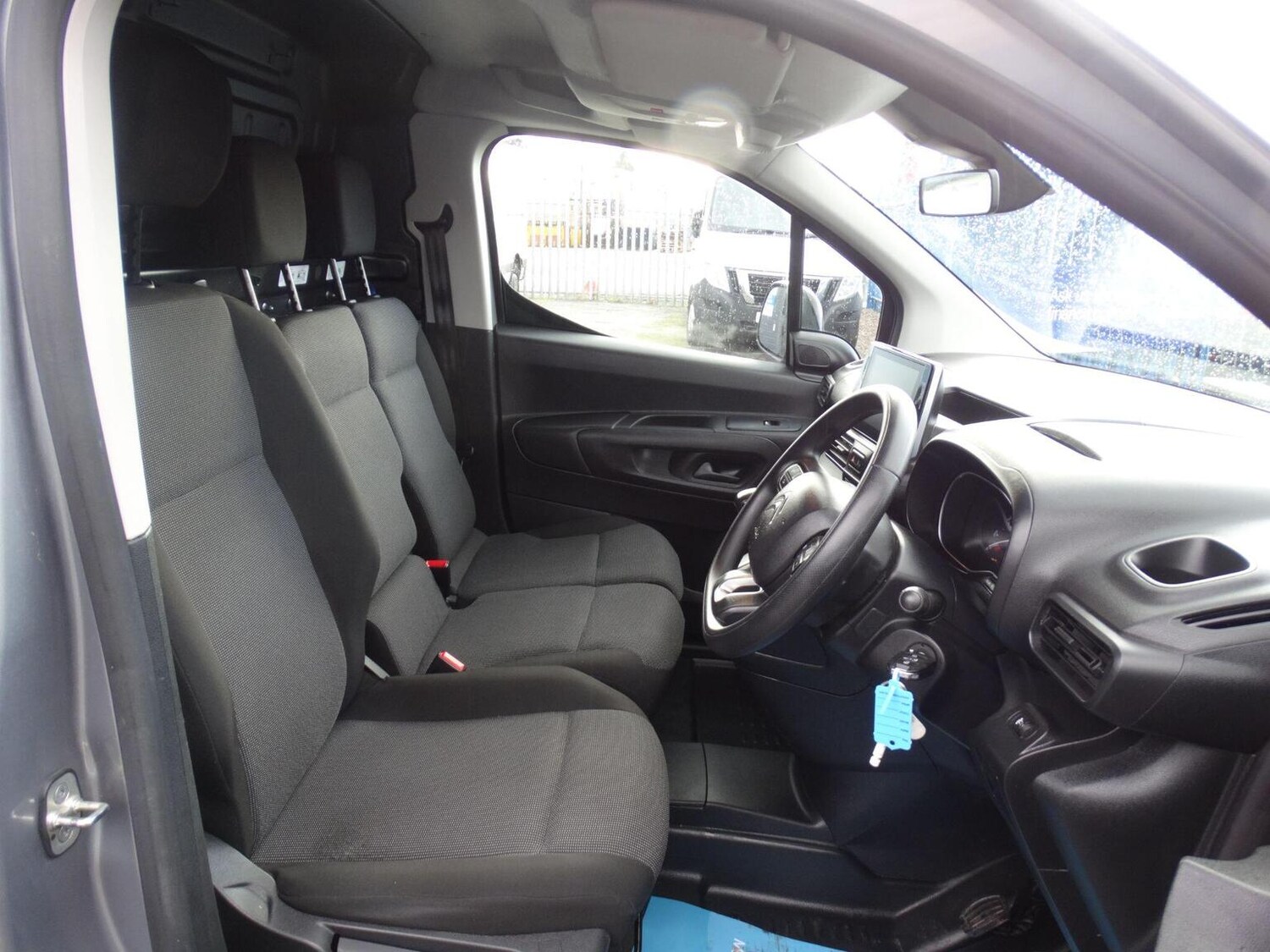 Used Citroen Berlingo 2024 for sale - 76649629: Photo 9