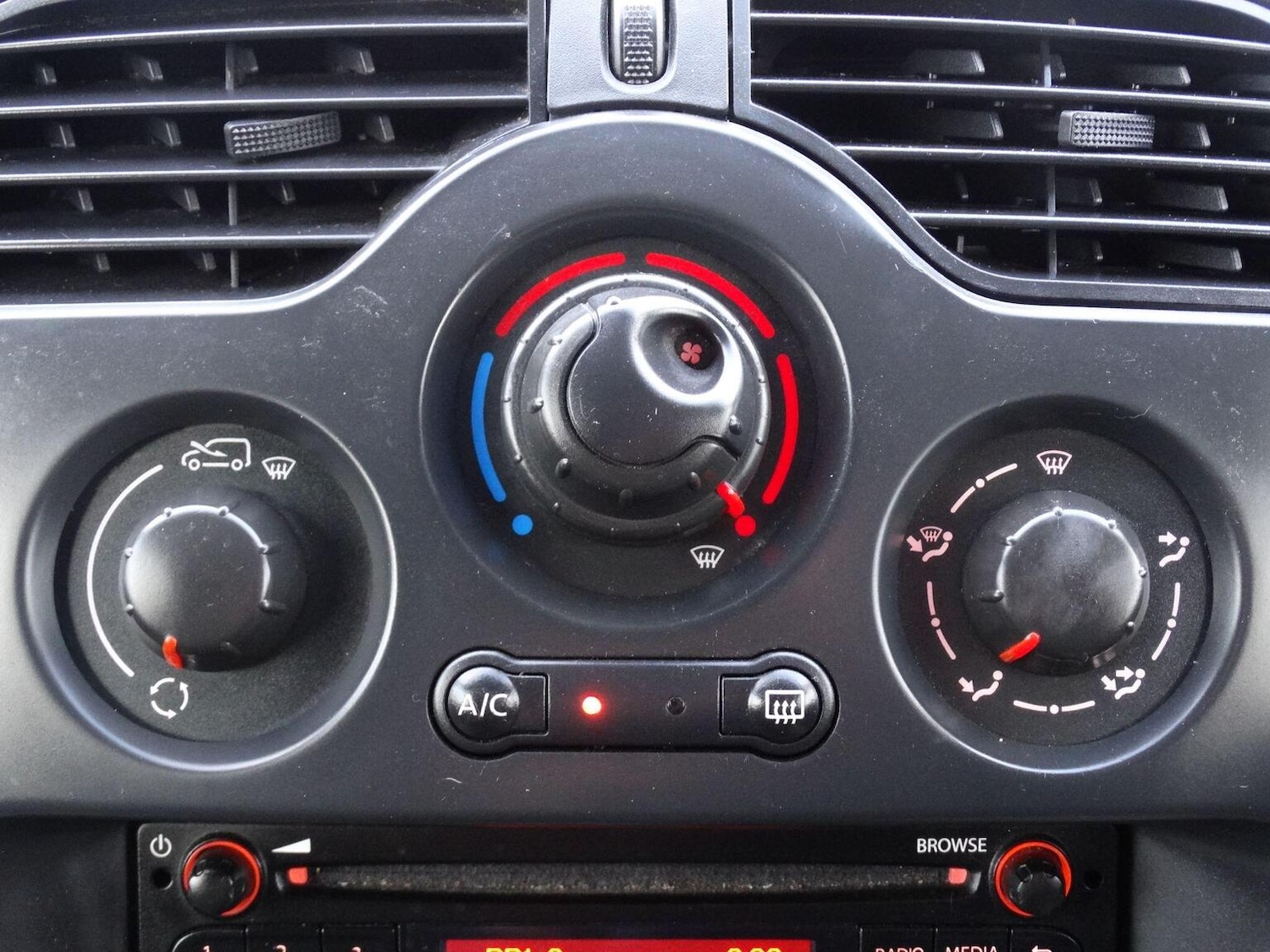 Used Nissan NV250 2020 for sale - 76649628: Photo 18