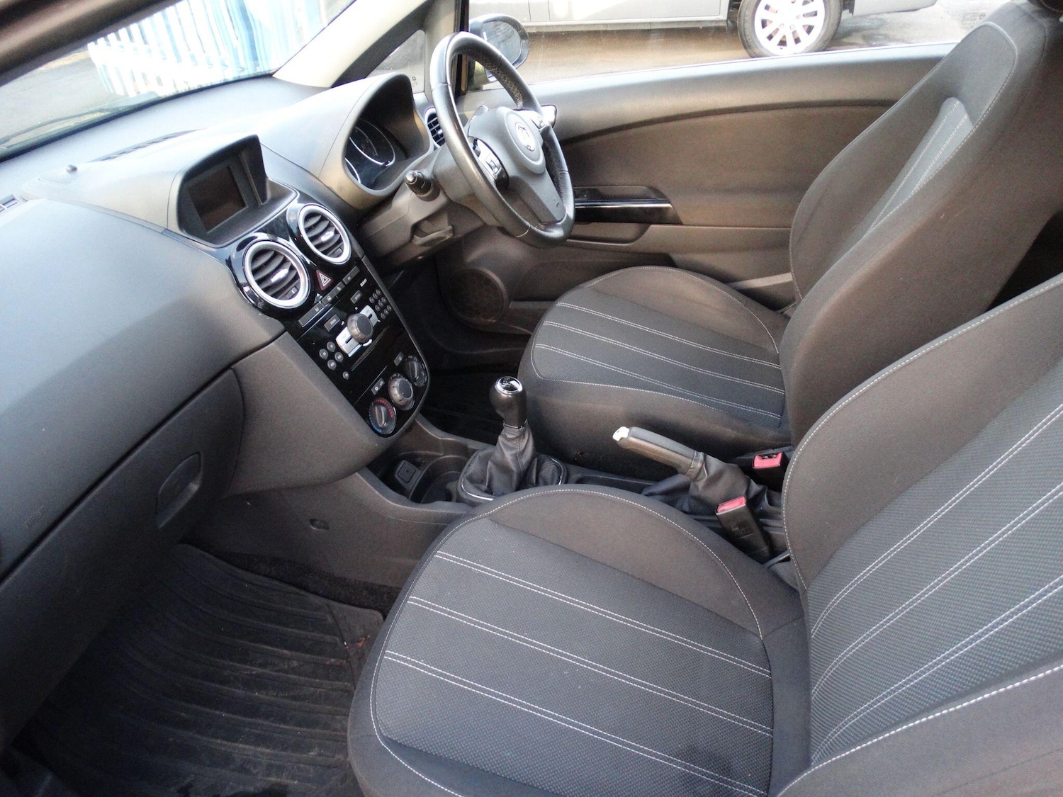 Used Vauxhall Corsa for sale - 76522292: Photo 9