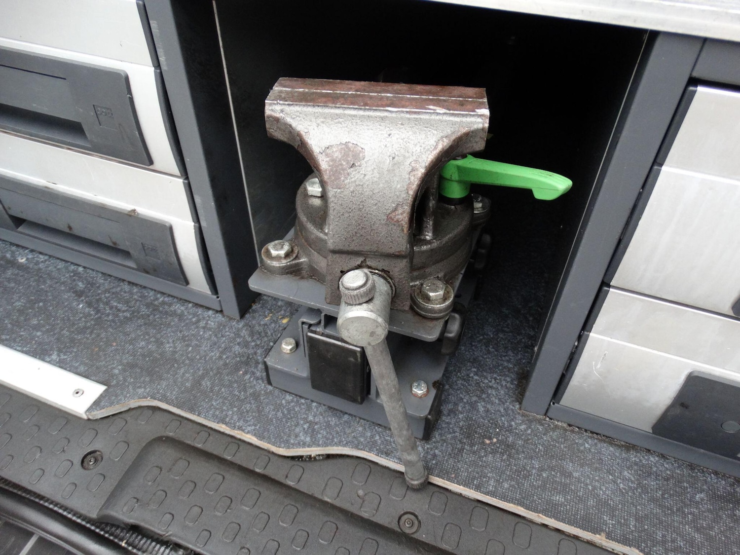 Vehicle 21