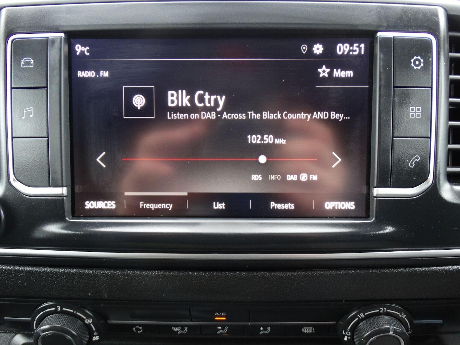 Used Vauxhall Vivaro 2023 for sale - 77735739: Photo 17