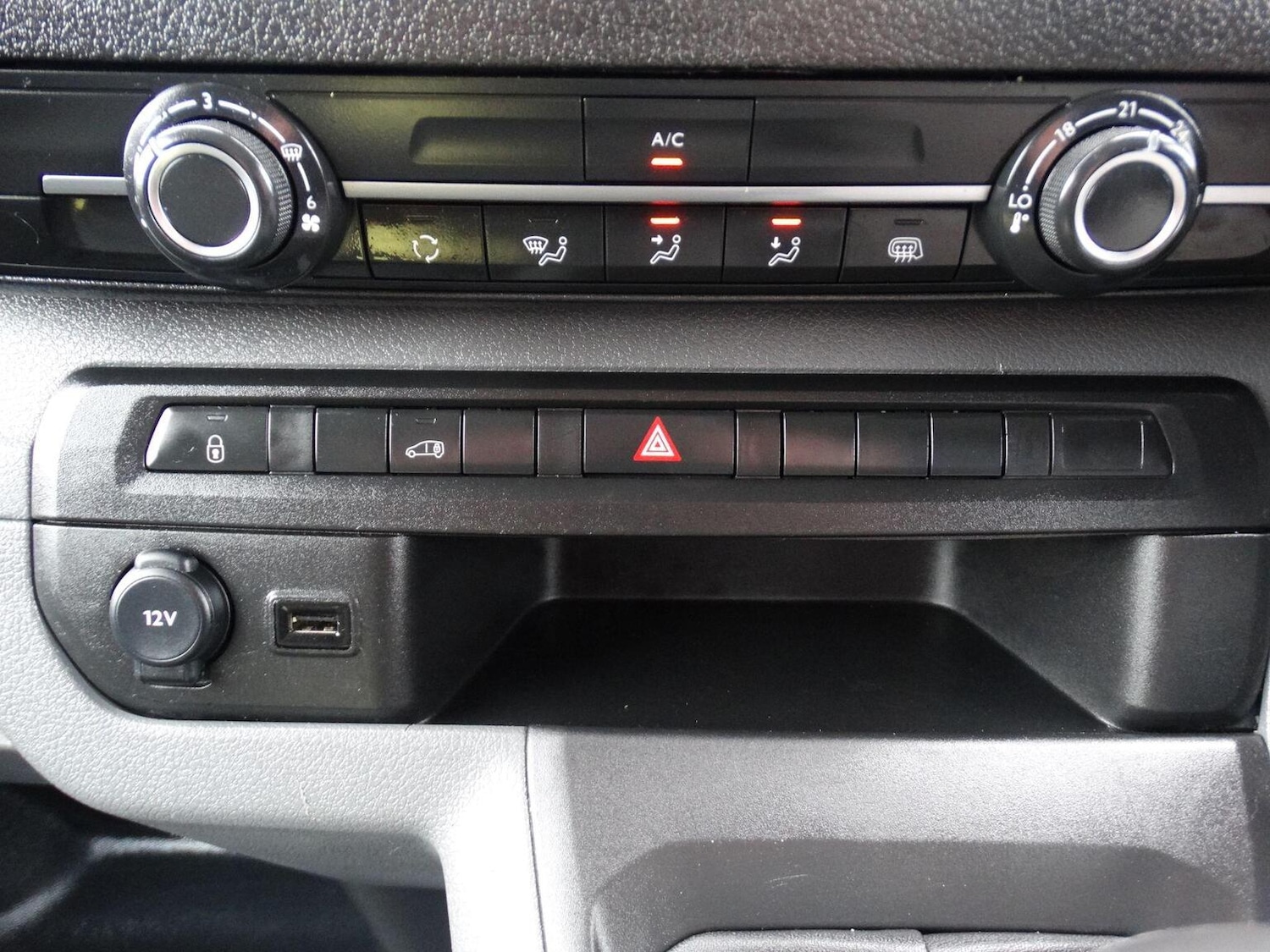 Used Vauxhall Vivaro 2023 for sale - 77735739: Photo 20