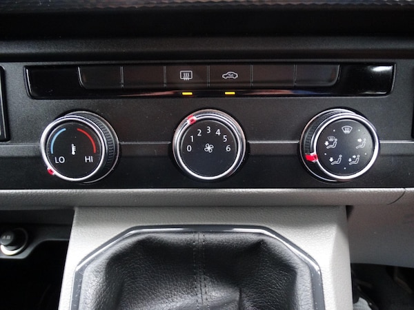 Used Volkswagen Transporter 2022 for sale - 76270645: Photo 23