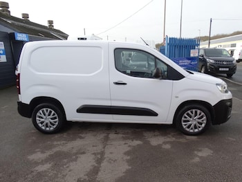 Used Citroen Berlingo 2020 for sale - 77578497: Photo