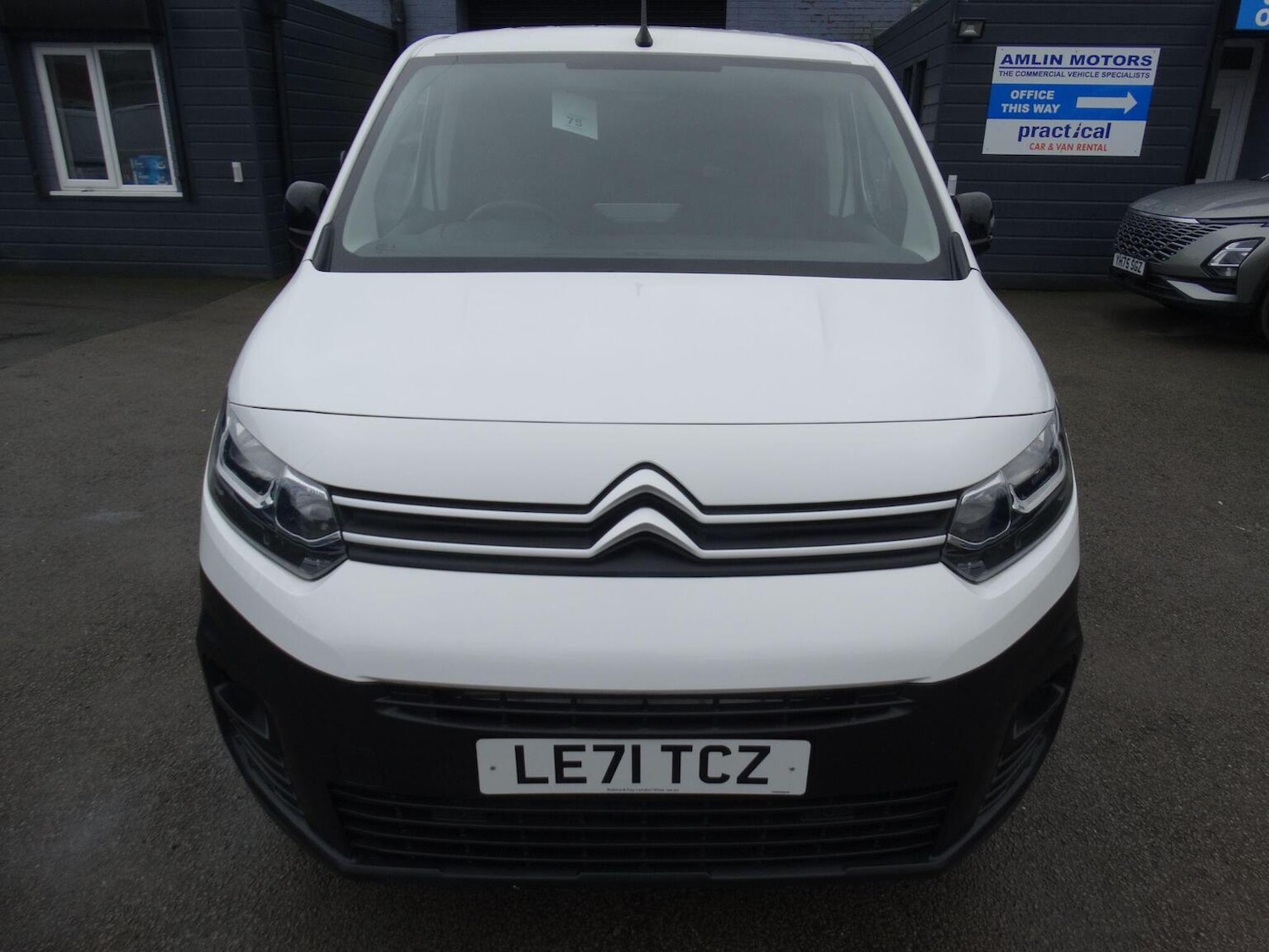 Used Citroen Berlingo 2022 for sale - 77609983: Photo 2