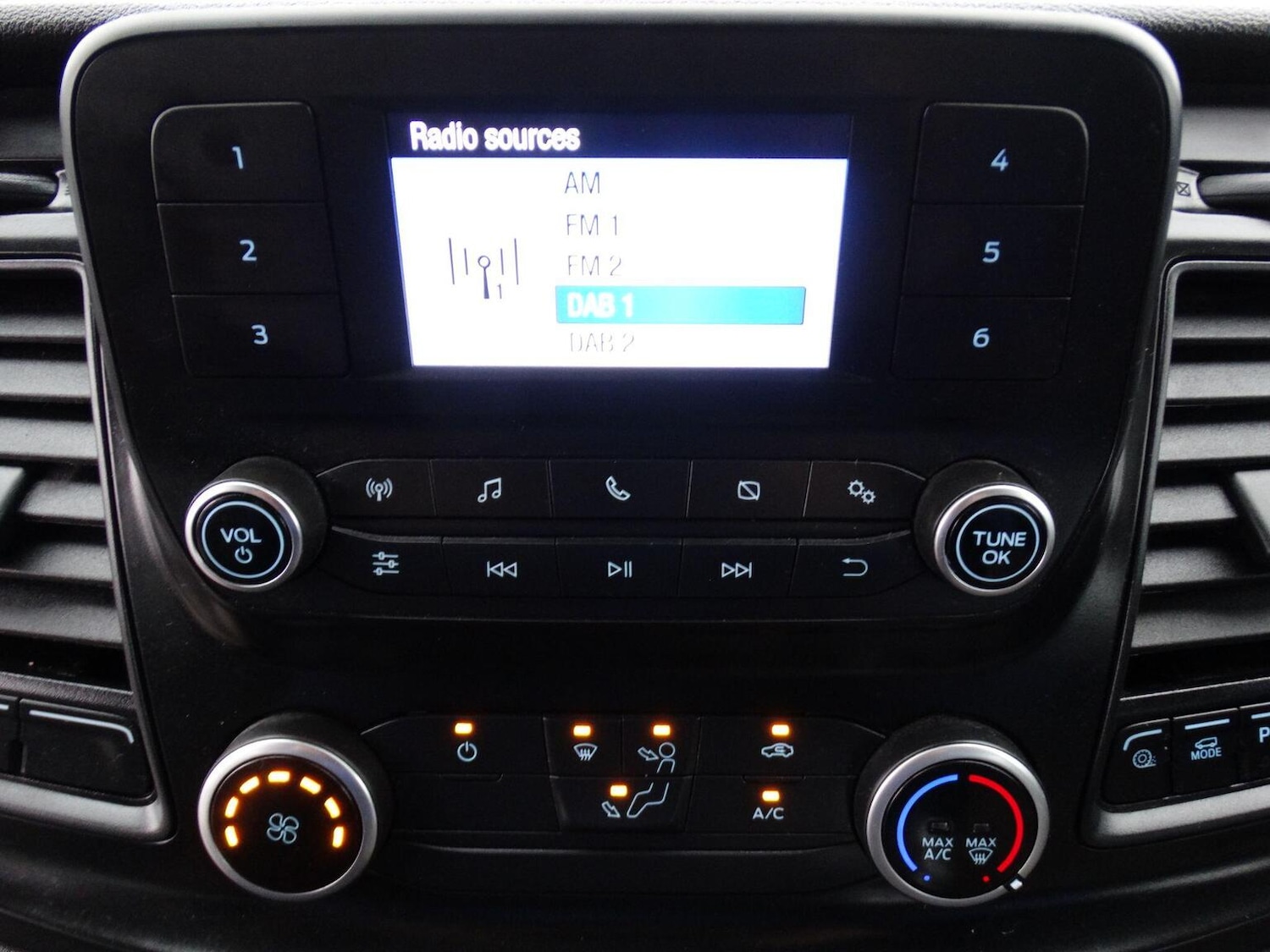 Used Ford Transit Custom 2023 for sale - 76673267: Photo 16