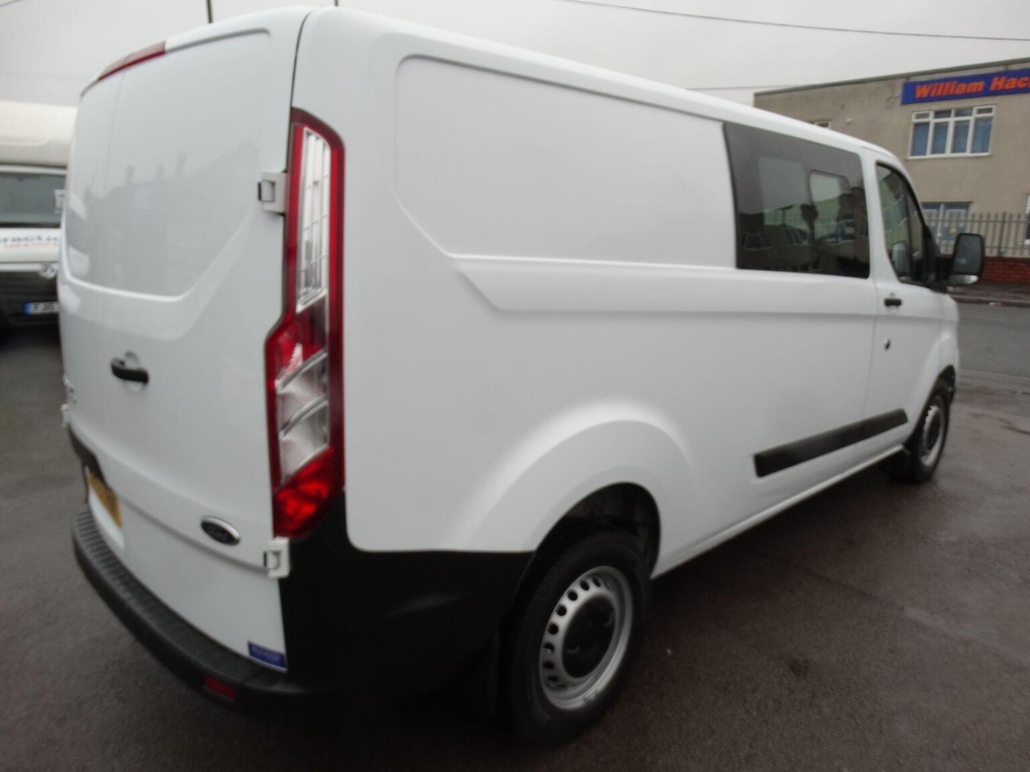 Used Ford Transit Custom 2023 for sale - 76673267: Photo 6