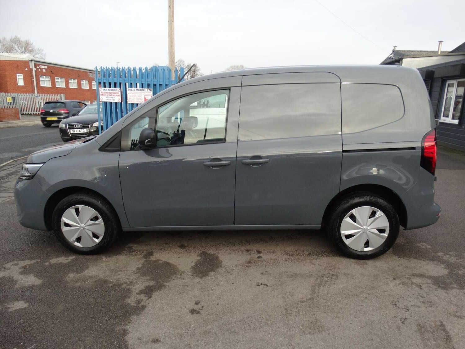 Used Nissan Other 2023 for sale - 76725622: Photo 5