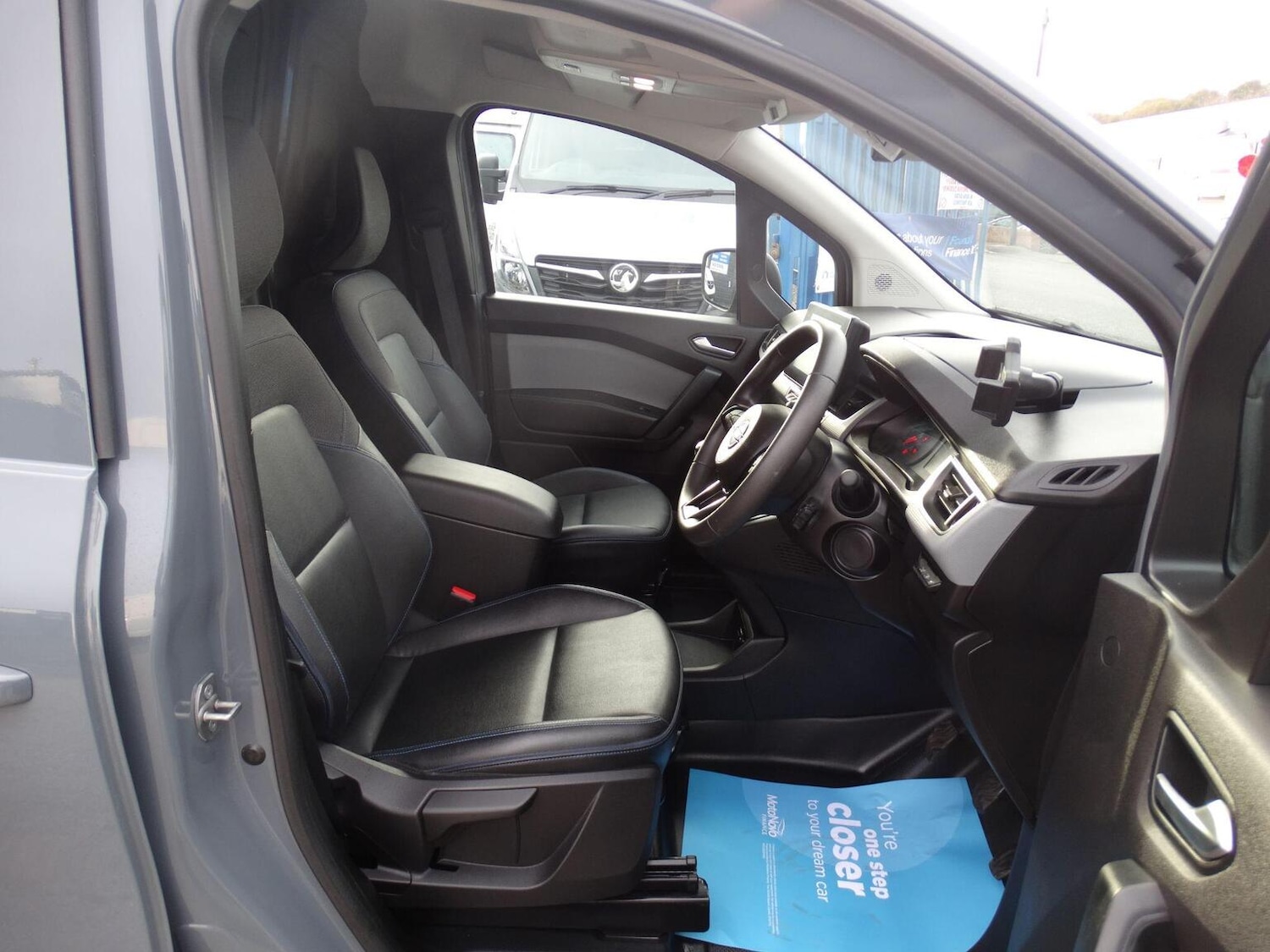 Used Nissan Other 2023 for sale - 76725622: Photo 9