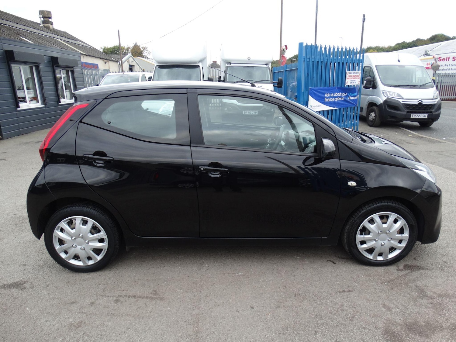 Used Toyota AYGO 2021 for sale - 76649601: Photo 4