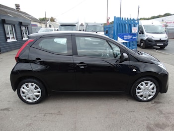 Used Toyota AYGO 2021 for sale - 76649601: Photo