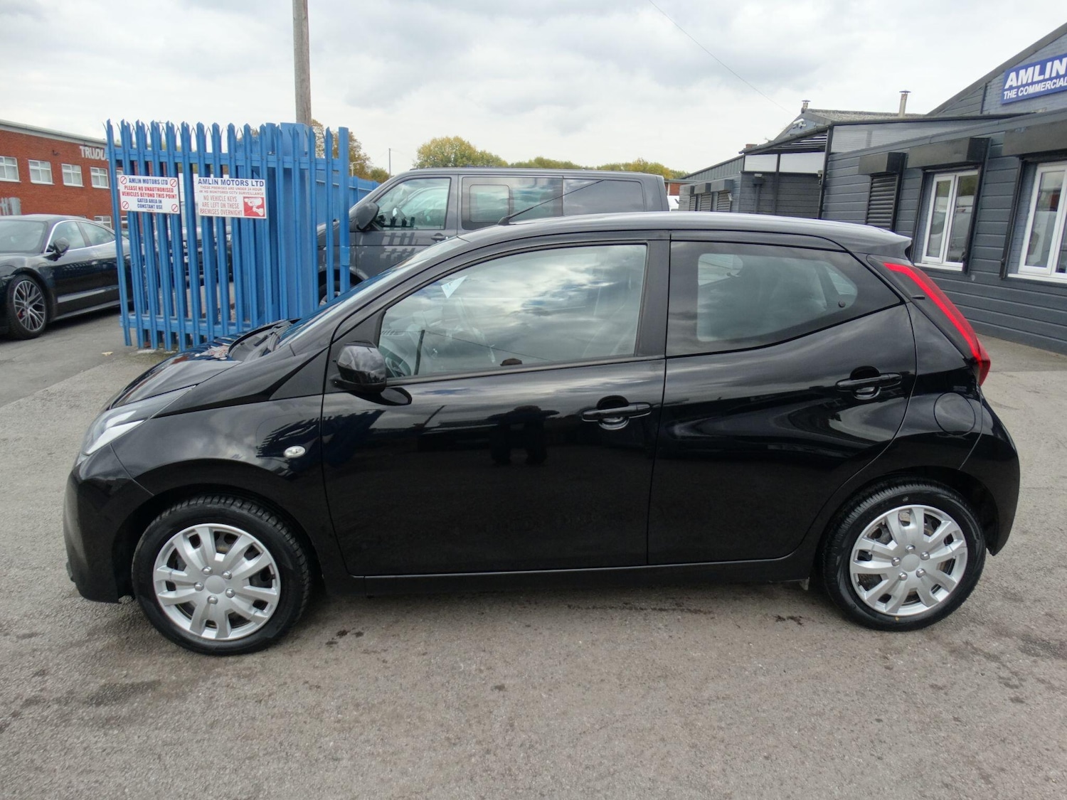 Used Toyota AYGO 2021 for sale - 76649601: Photo 5