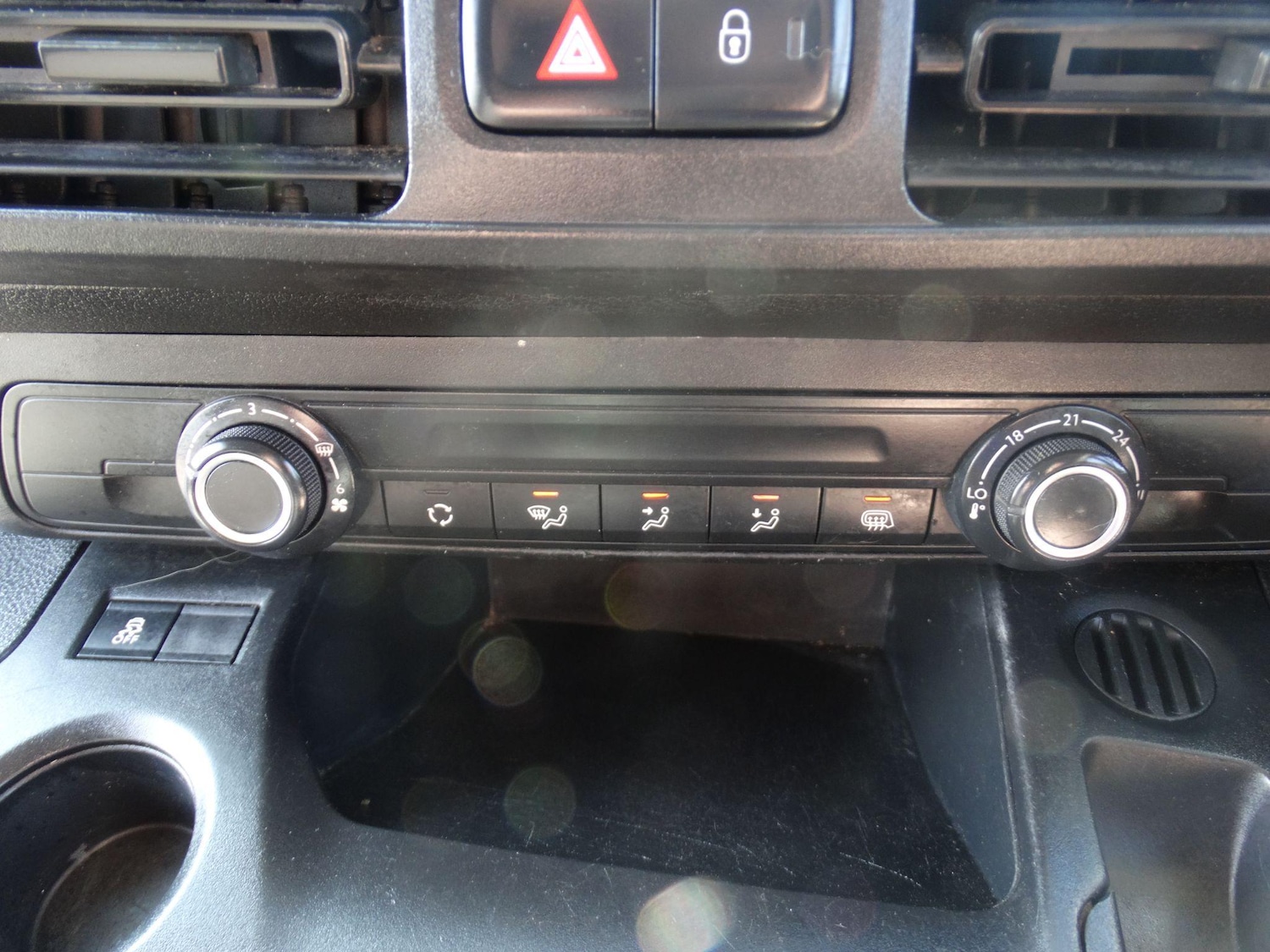 Used Vauxhall Combo 2019 for sale - 75141229: Photo 16