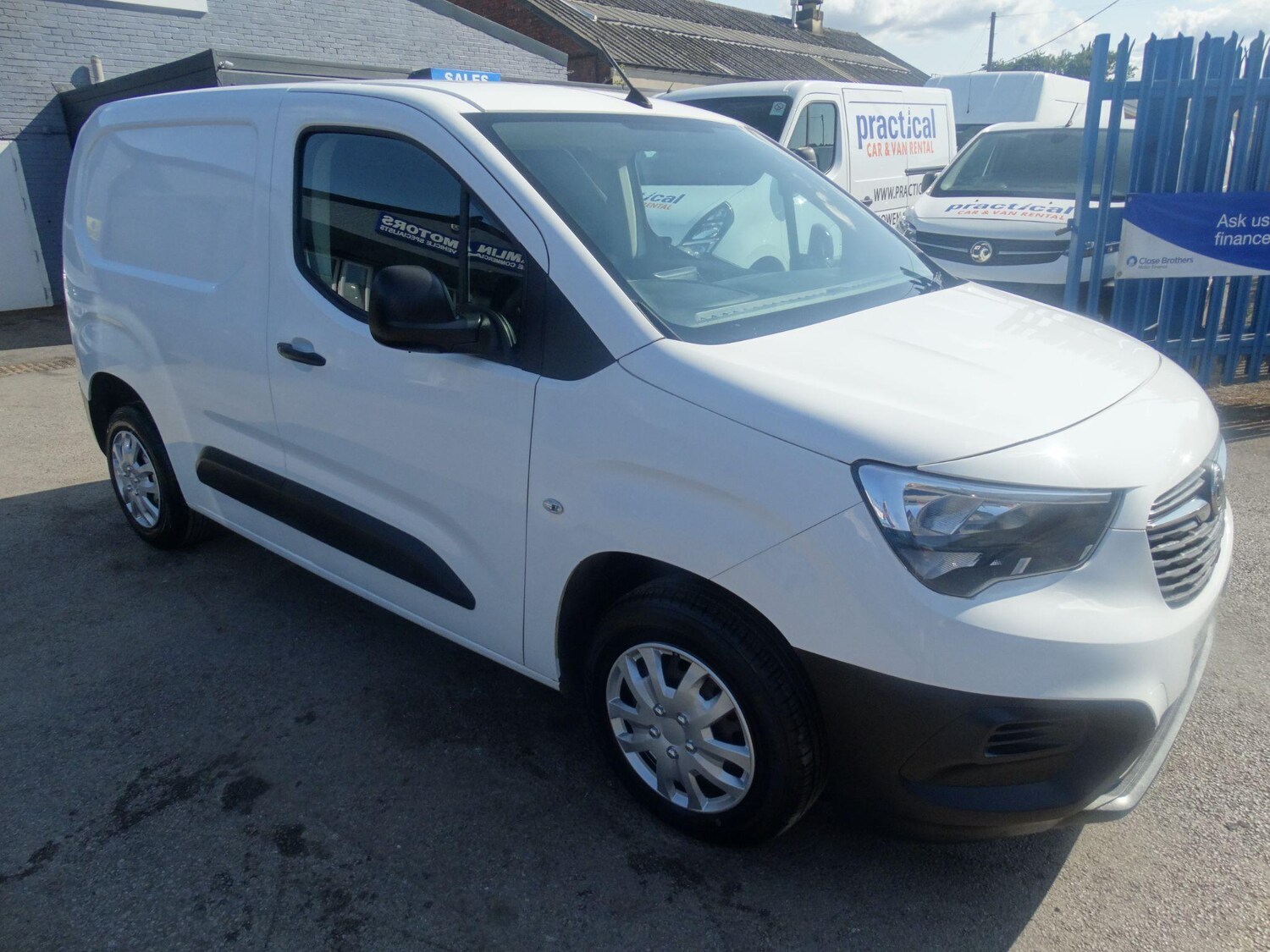 Used Vauxhall Combo 2019 for sale - 75141229: Photo 3