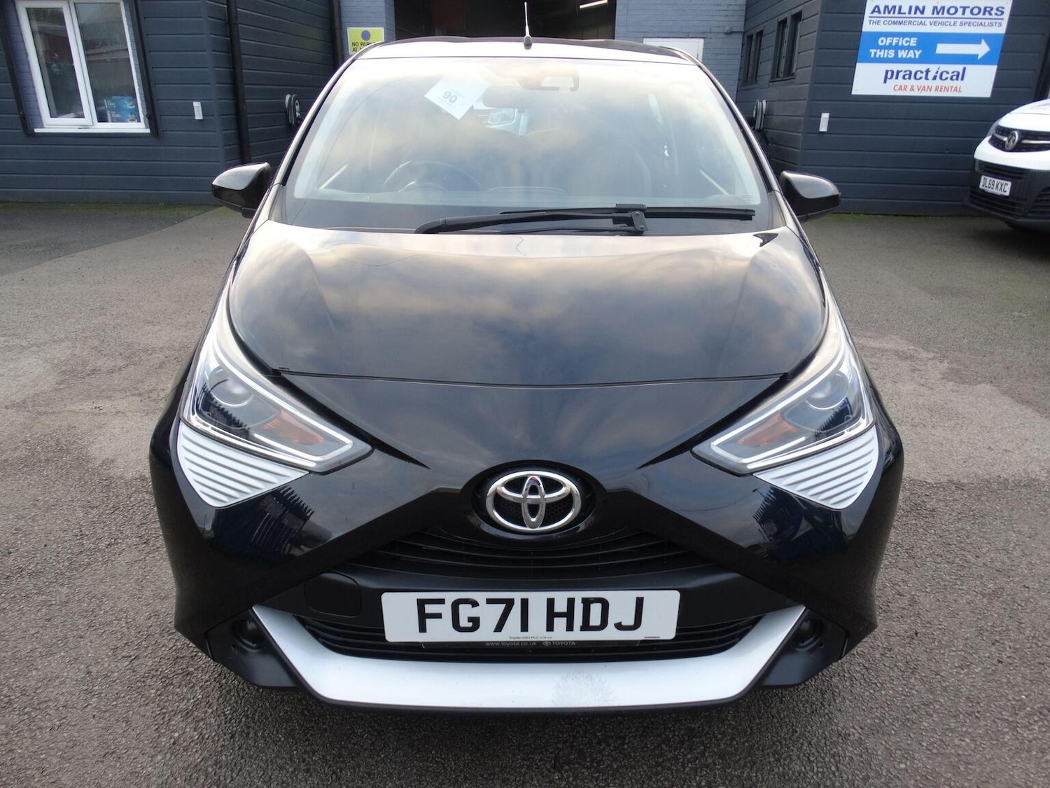 Used Toyota AYGO 2021 for sale - 76670772: Photo 2