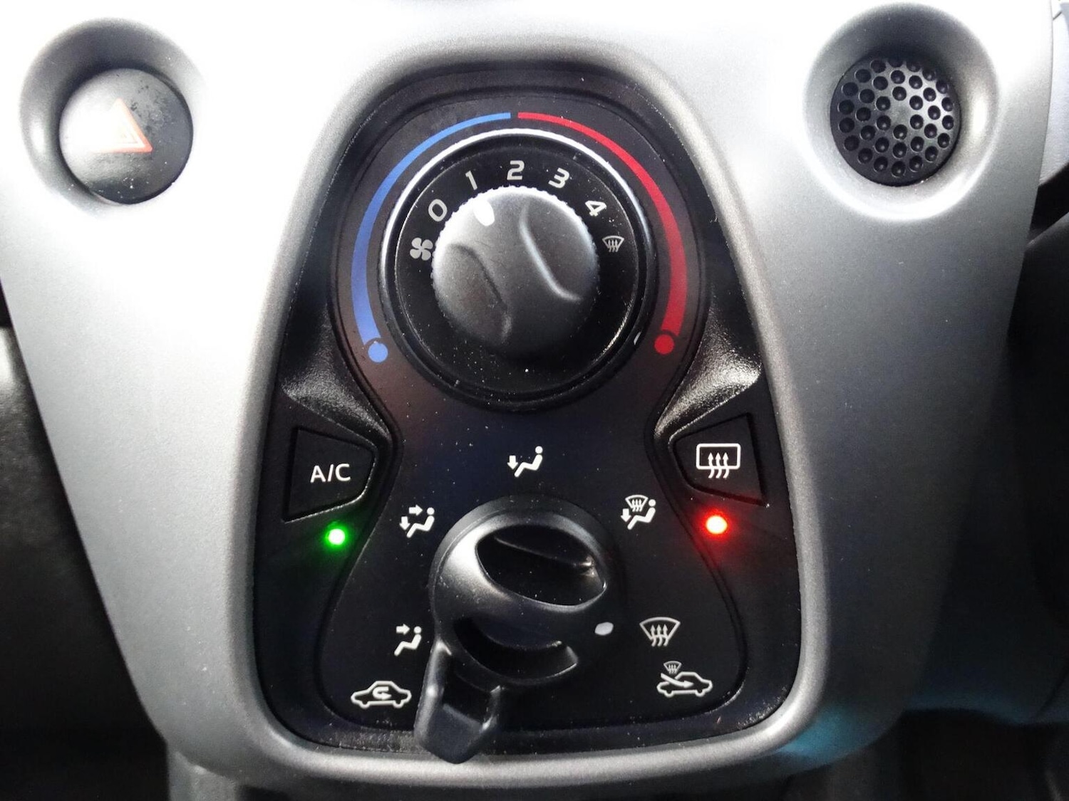 Used Toyota AYGO 2021 for sale - 76670772: Photo 20