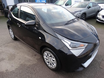 Used Toyota AYGO 2021 for sale - 76670772: Photo