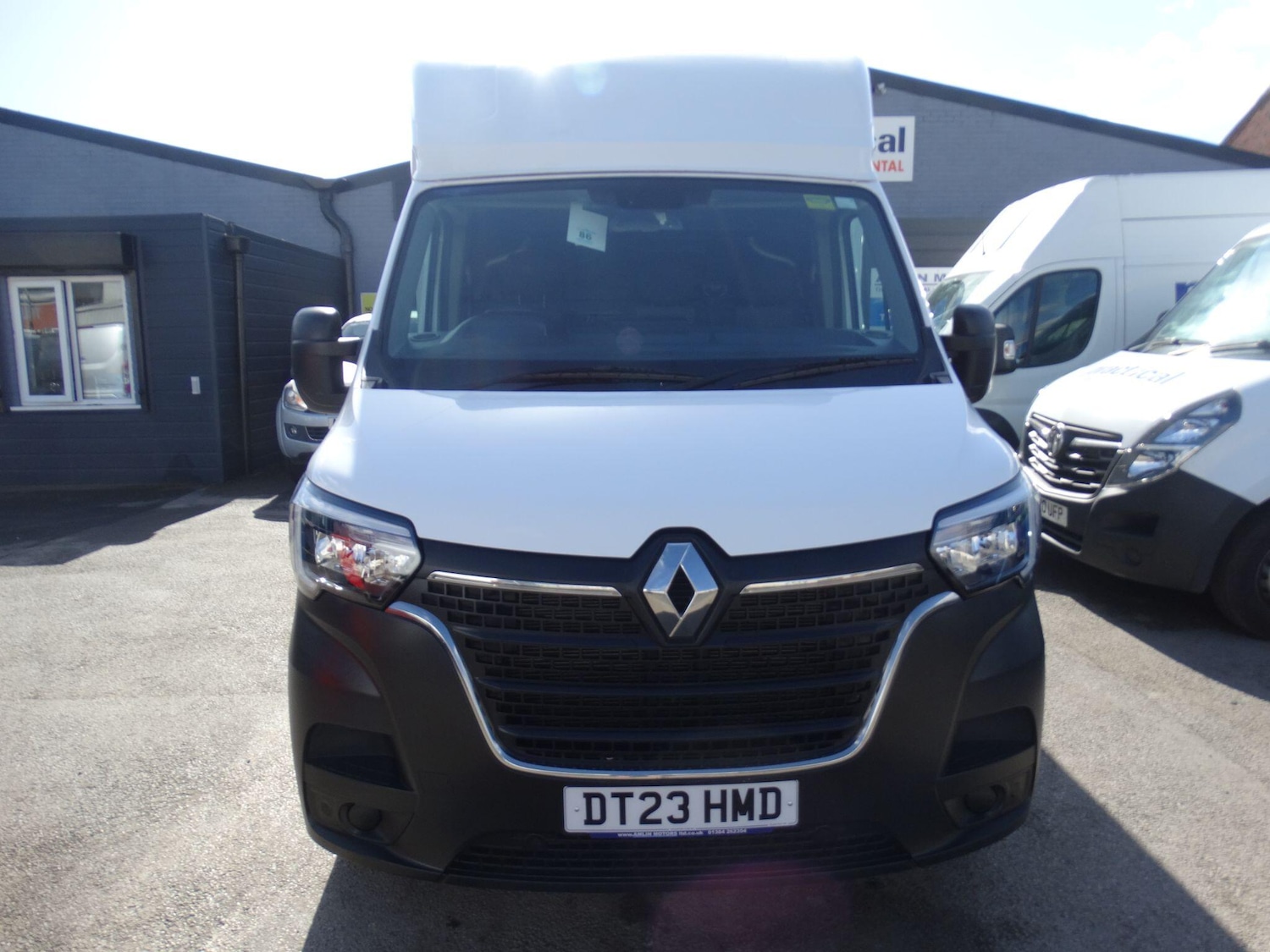 Used Renault Master 2023 for sale - 76649608: Photo 2