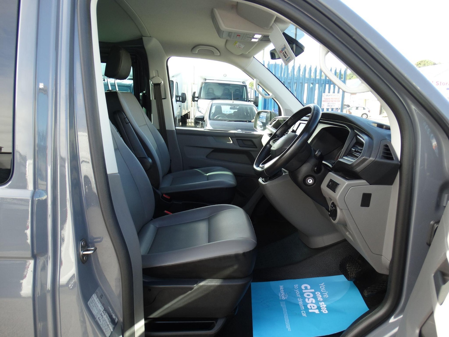 Used Volkswagen Transporter 2023 for sale - 76649602: Photo 9