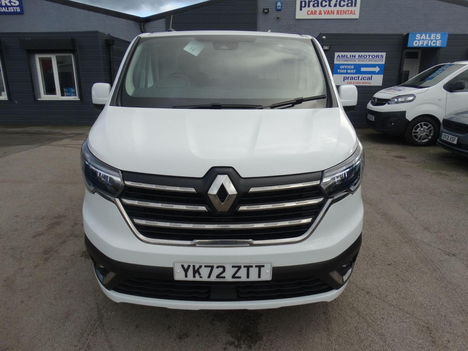 Used Renault Trafic 2022 for sale - 76649604: Photo 2