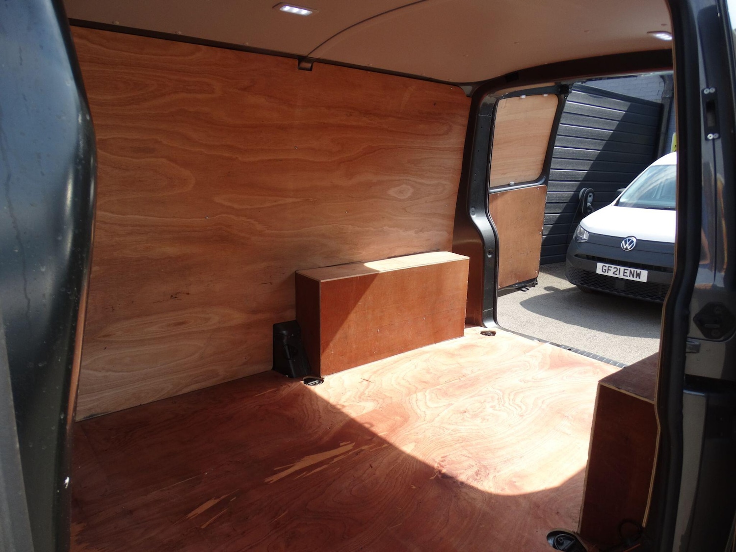 Used Volkswagen Transporter 2022 for sale - 76649605: Photo 11