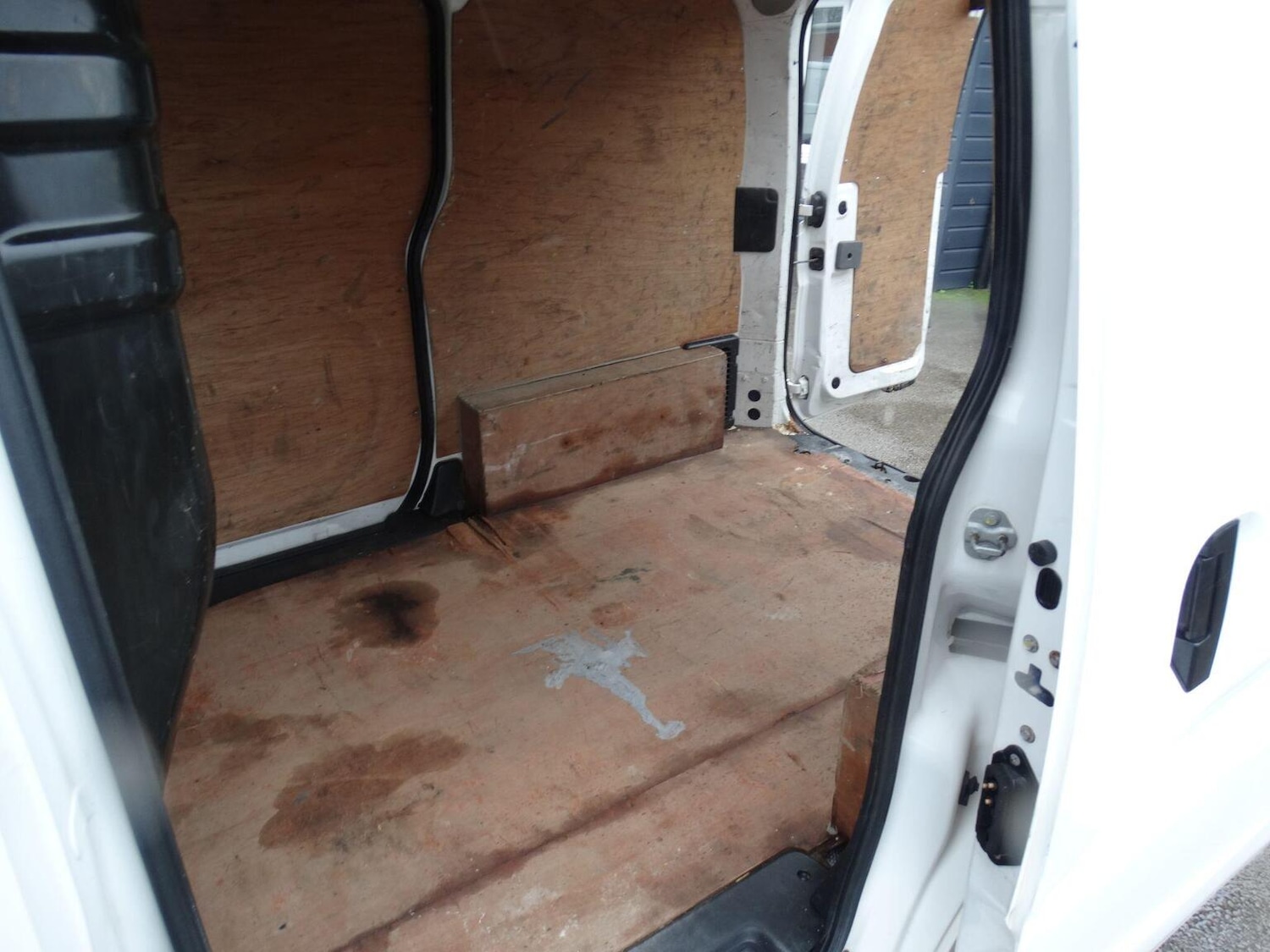Used Nissan NV200 2013 for sale - 76649615: Photo 12