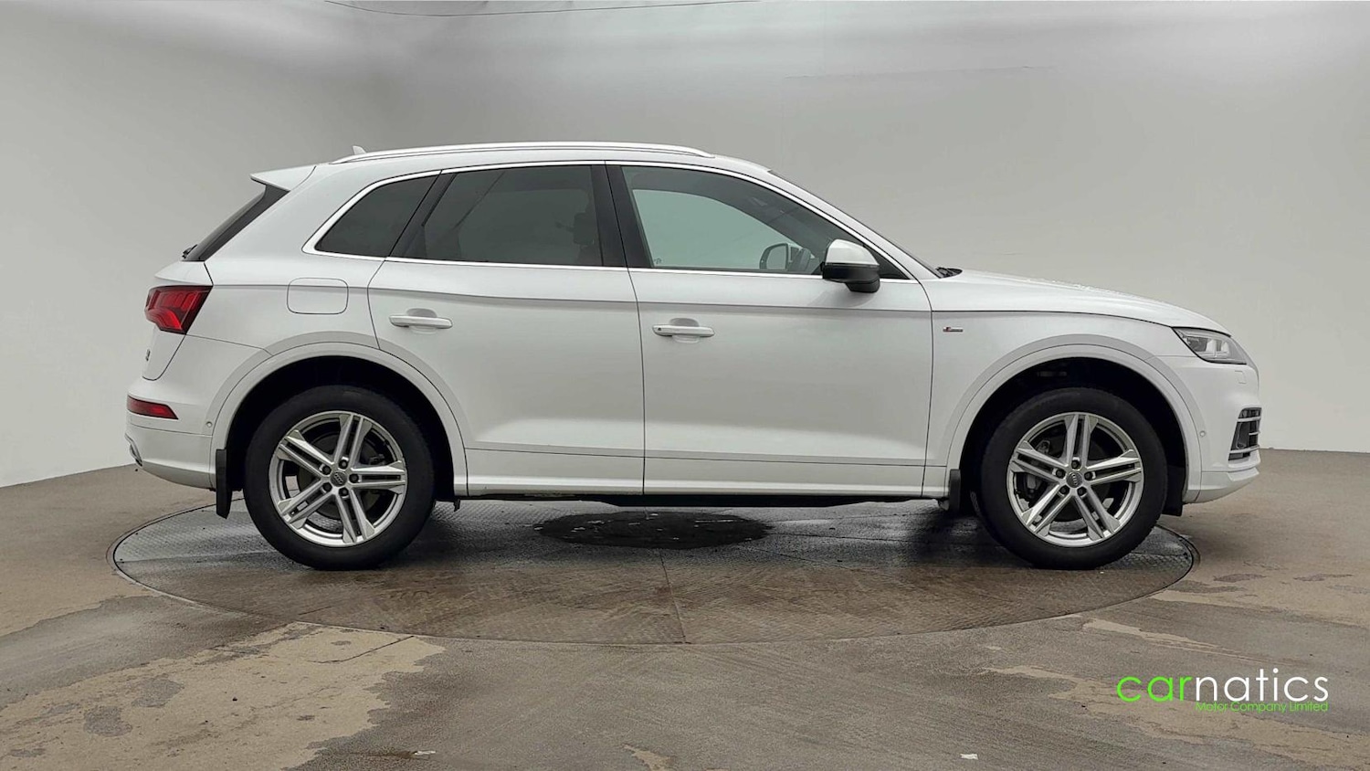 Used Audi Q5 2017 for sale - 76975385: Photo 2