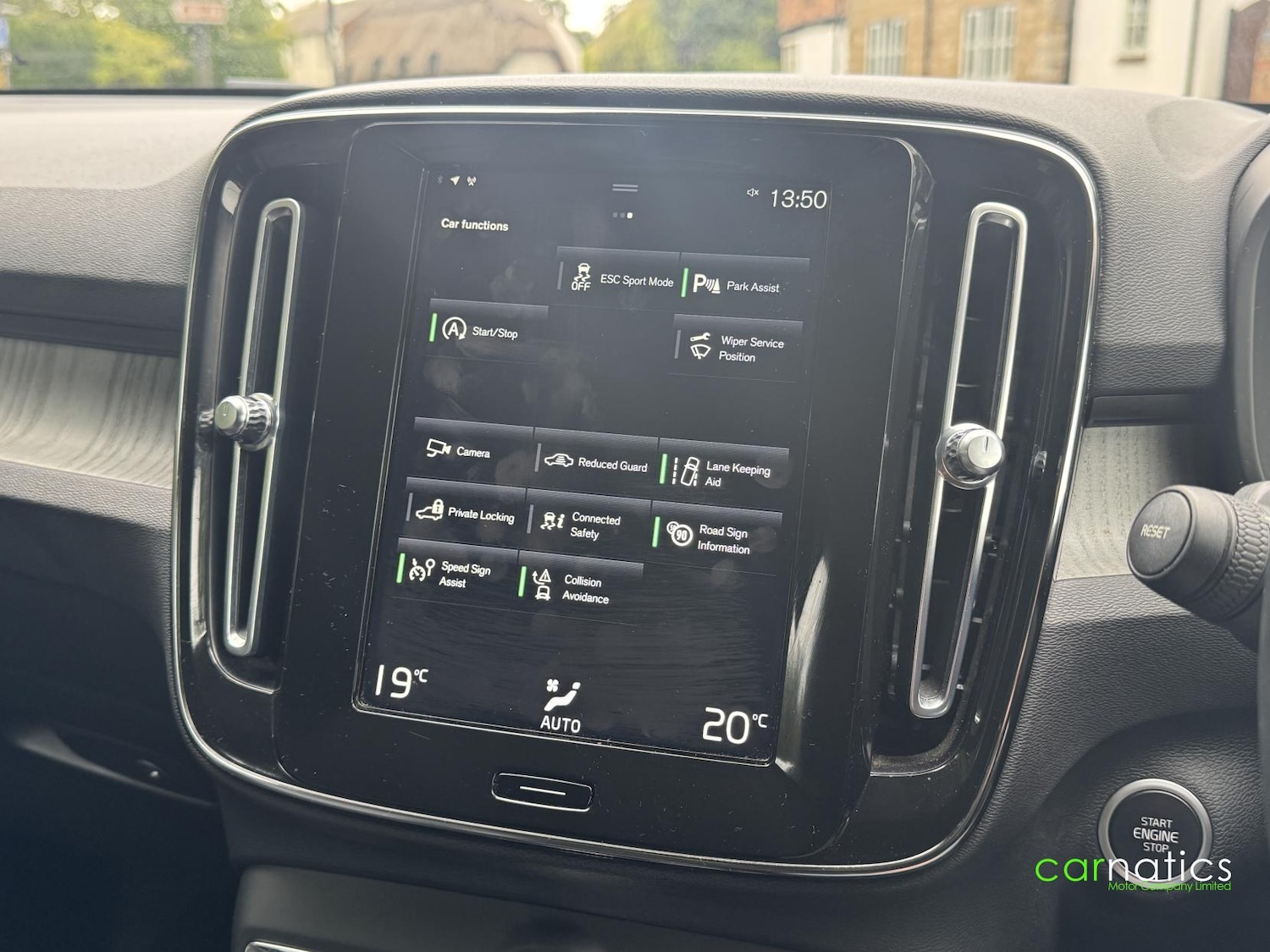 Used Volvo XC40 2020 for sale - 76777086: Photo 27