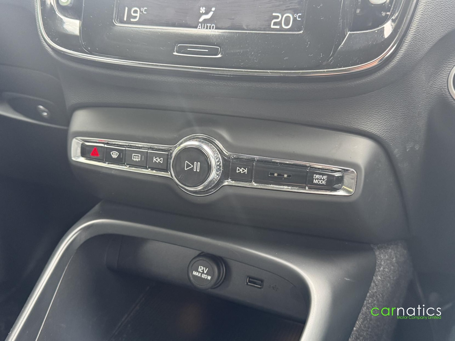 Used Volvo XC40 2020 for sale - 76777086: Photo 35