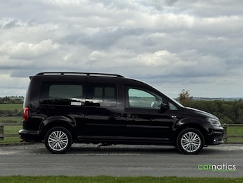 Used Volkswagen Caddy Maxi Life 2017 for sale - 76104873: Photo