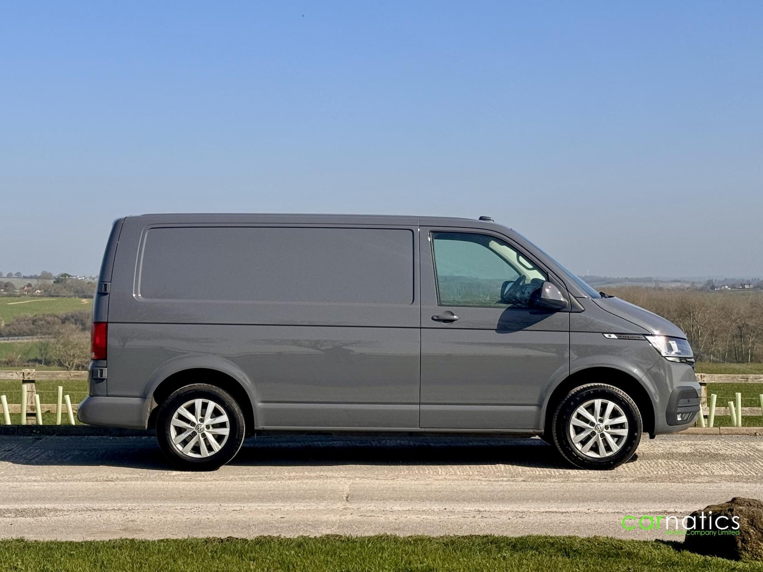 Used Volkswagen Transporter 2021 for sale - 77796846: Photo 2